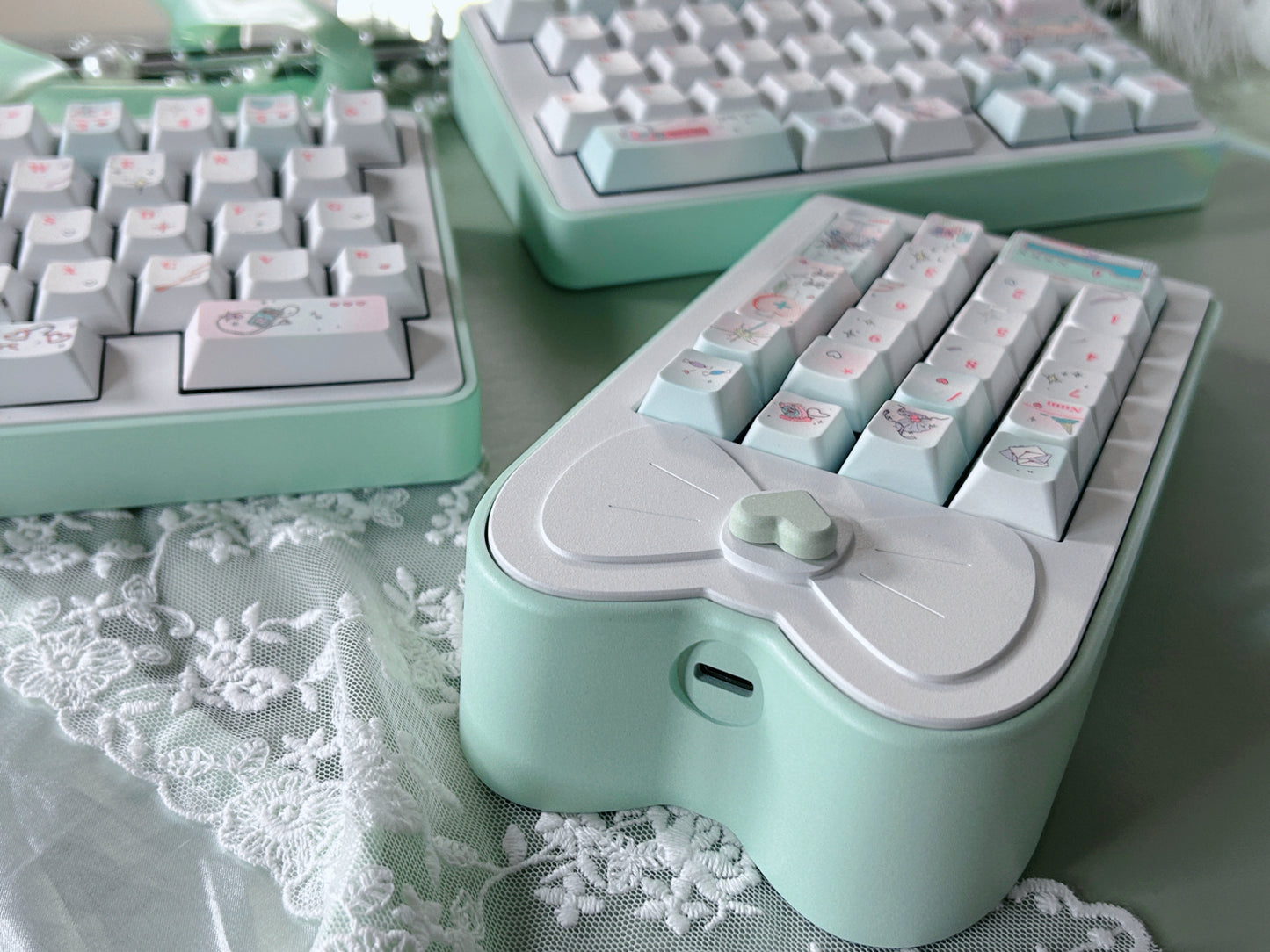 PREORDER Prebuilt Aluminum Customized Mechanical Keyboard Blockboy Split65 Mint Set With Bow Pad