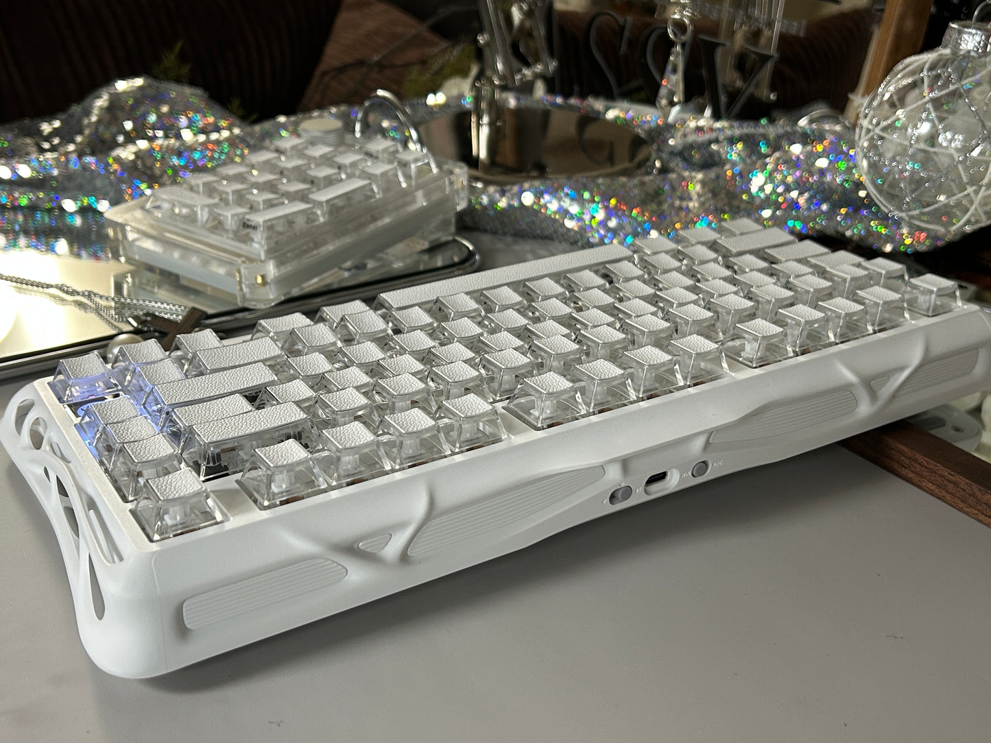 Unboxing Sample For Sales ONLY 1 Instock Prebuilt Aluminum Customized Mechanical Keyboard Gravastar MERCURY K1 lite white with leather-top special Keycaps
