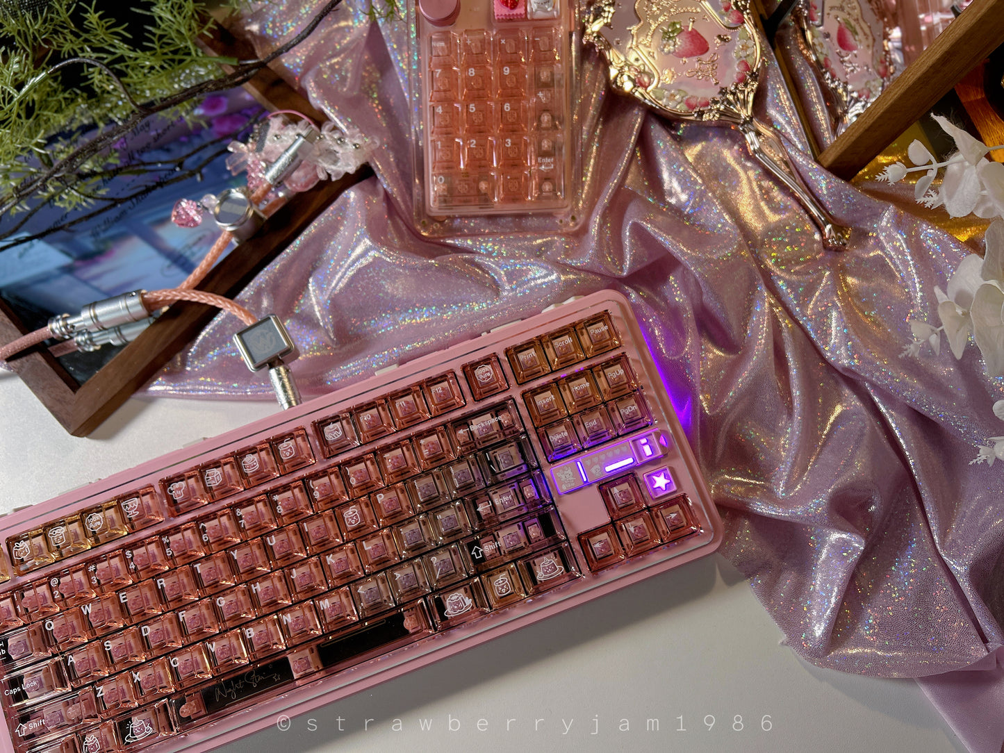 Prebuilt Aluminum Customized Mechanical Keyboard Polaris80 Pink Silver-Highlight With Orange Peach Transparent Keycap Set