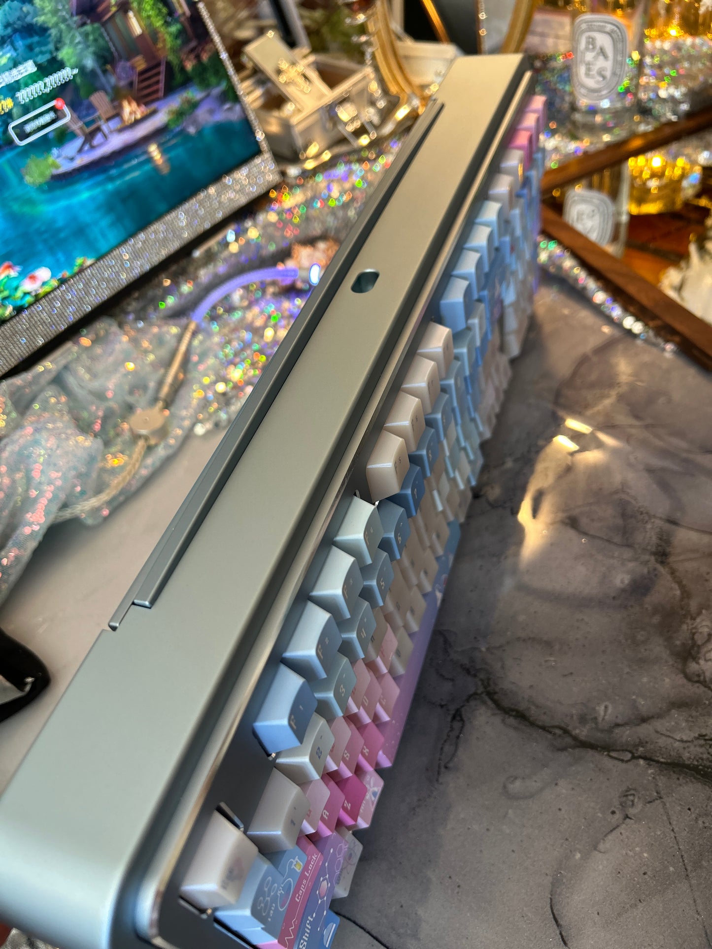 Preorder Prebuilt Aluminum Customized Mechanical Keyboard Rich98 Silver Blue Set With Heartbeat Lab keycap set(not including the Wristrest)