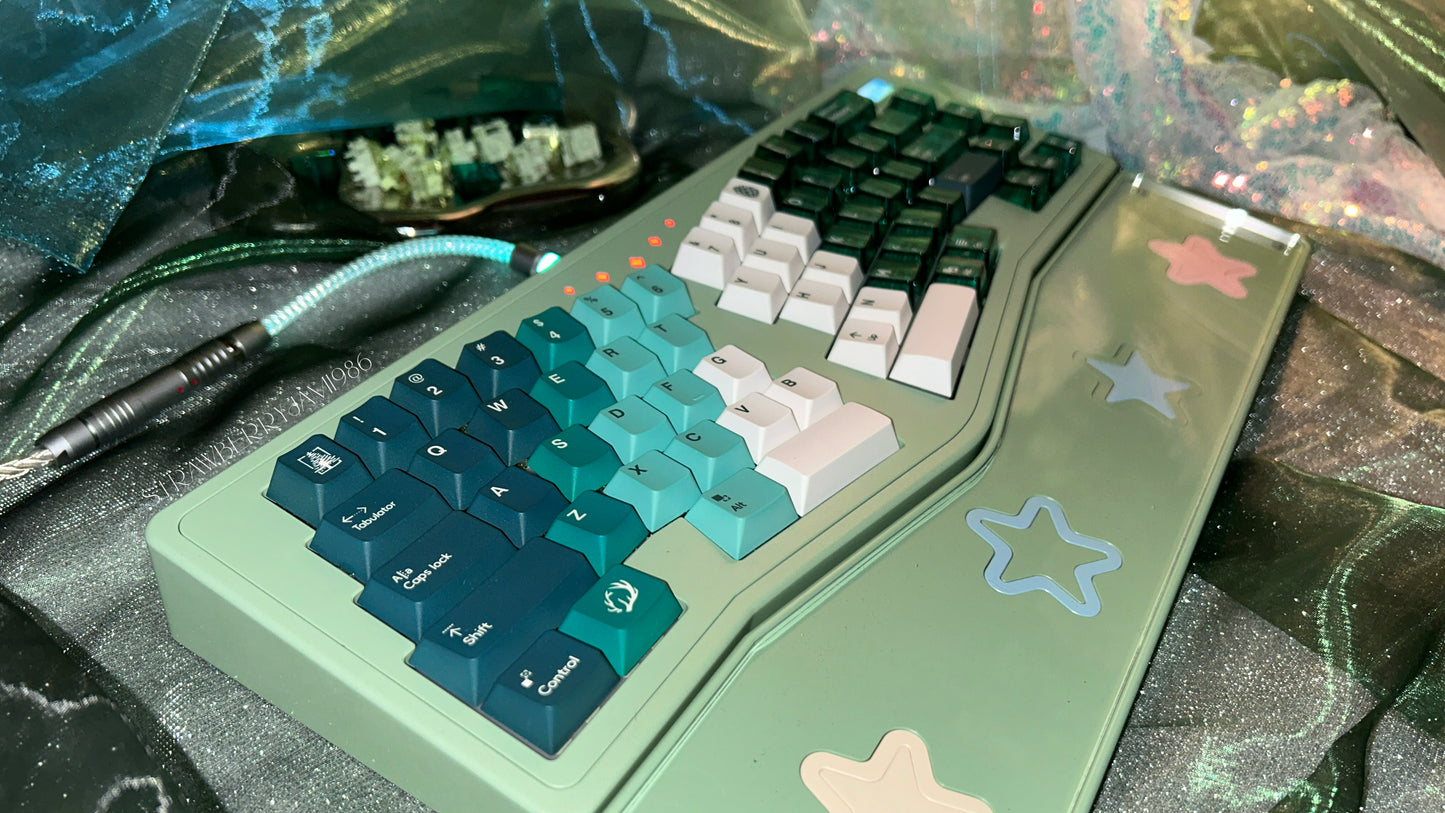 Preorder Prebuilt StarAlice Aluminum Customized Mechanical Keyboard & Wristrest Set