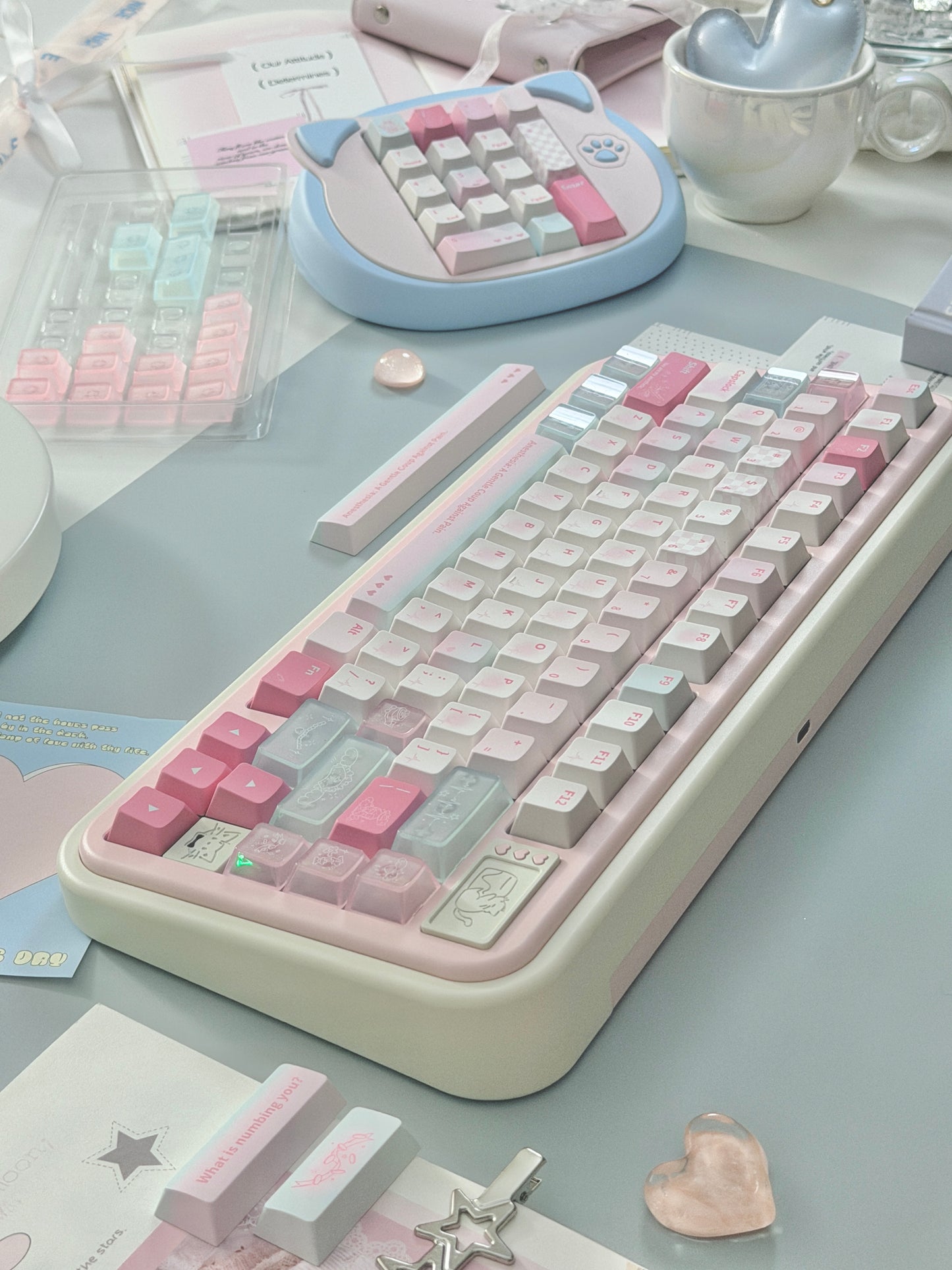 ONLY 1 Instock Creme75 Pale Pink Cream White Prebuilt Custom Aluminum Mechanical Keyboard Set ➕ Cat Pad