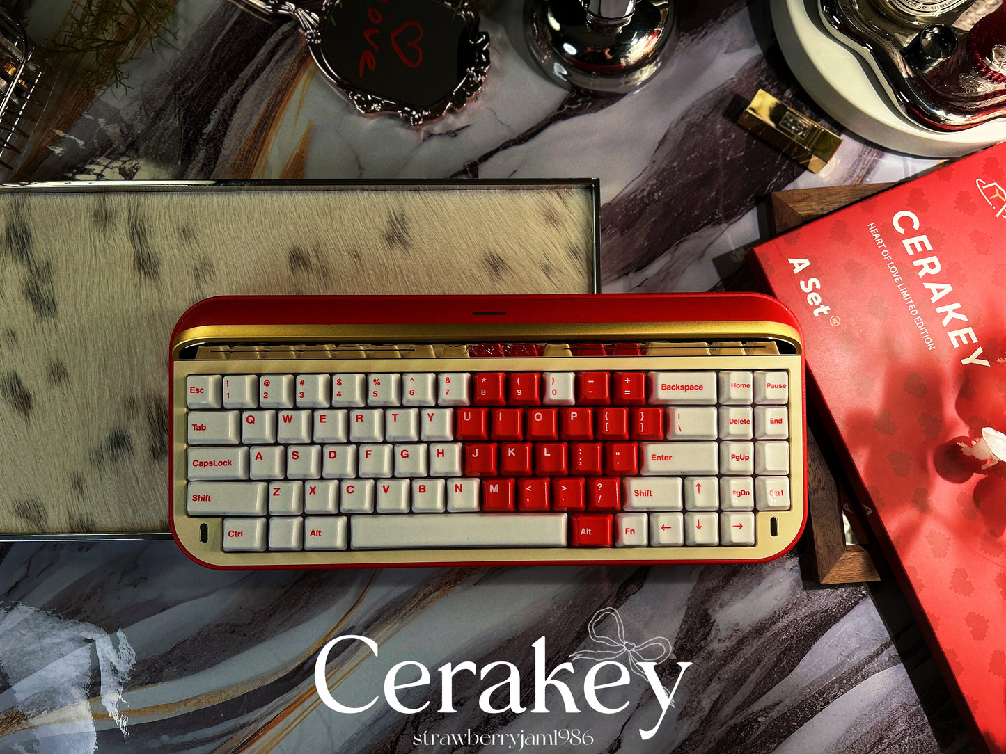 ONLY 1 INSTOCK Prebuilt Aluminum Customized Mechanical Keyboard Red Targa65 Cerakey Valentine Heart Set