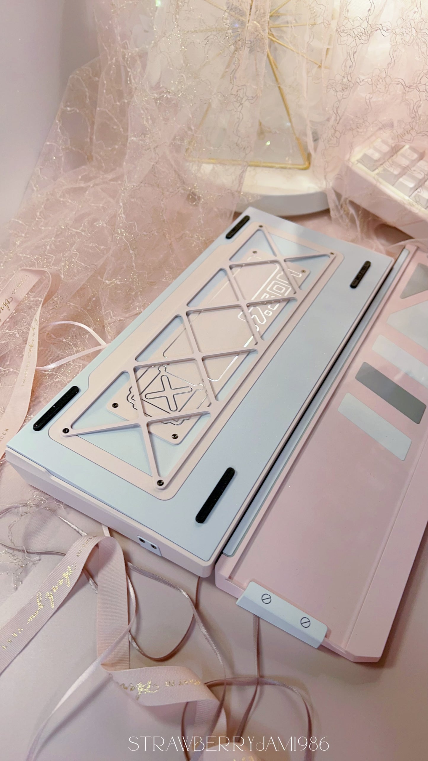 【PREORDER】Prebuilt ZOOM75 TIGA strawberry icecream pastel Pink tri_mode Aluminum Customized Mechanical Keyboard set (not including number pad nor wristrest)