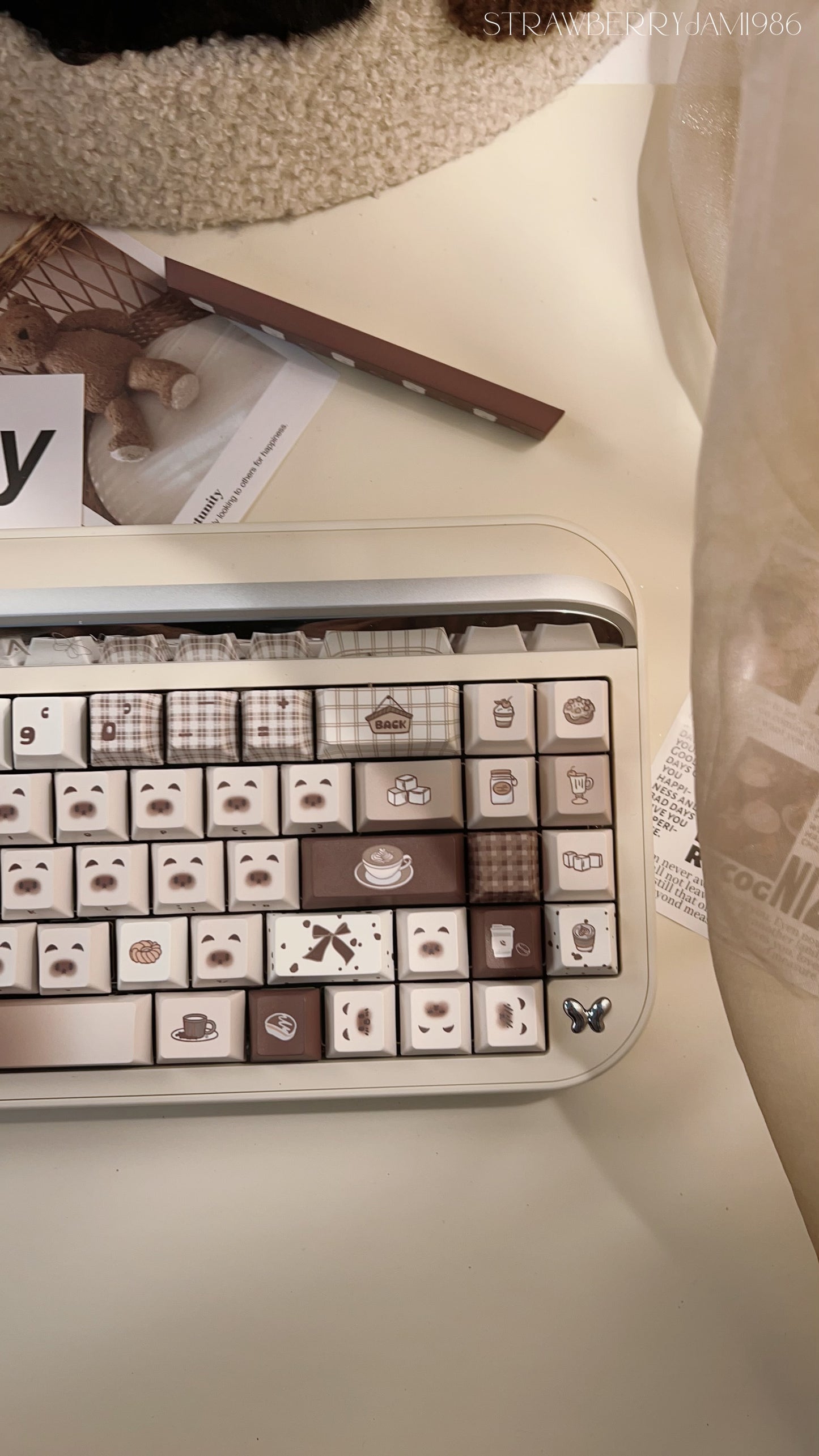 「Preorder」Prebuilt Targa65 Cream Beige Aluminum Customized Mechanical Keyboard With Cat Coffee Keycap