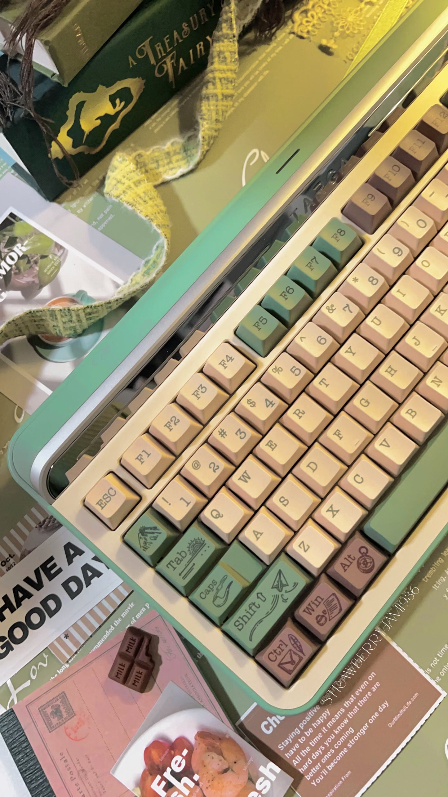 Preorder Prebuilt Targa98 Green Aluminum Customized Mechanical Keyboard Set