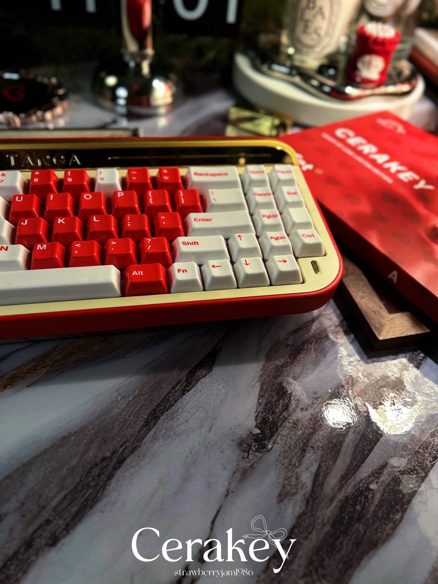 ONLY 1 INSTOCK Prebuilt Aluminum Customized Mechanical Keyboard Red Targa65 Cerakey Valentine Heart Set