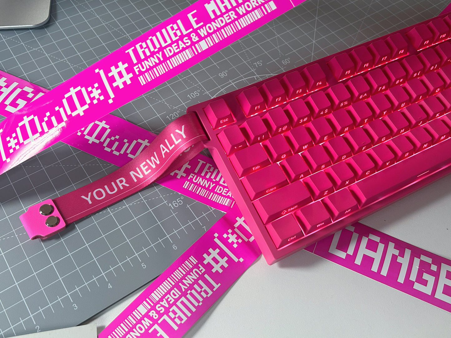 PREBUILT Hot Pink BEAT75 RGB Wireless Tri-Mode Magnetic Switch Gaming Mechanical Keyboard(2-3 wks shipping)
