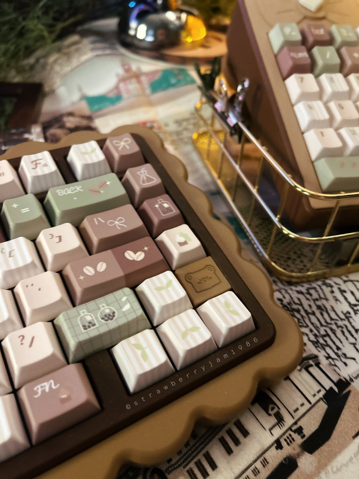 Prebuilt Aluminum Customized Mechanical Keyboard Cookie75 Brown ➕ Bow Number Pad