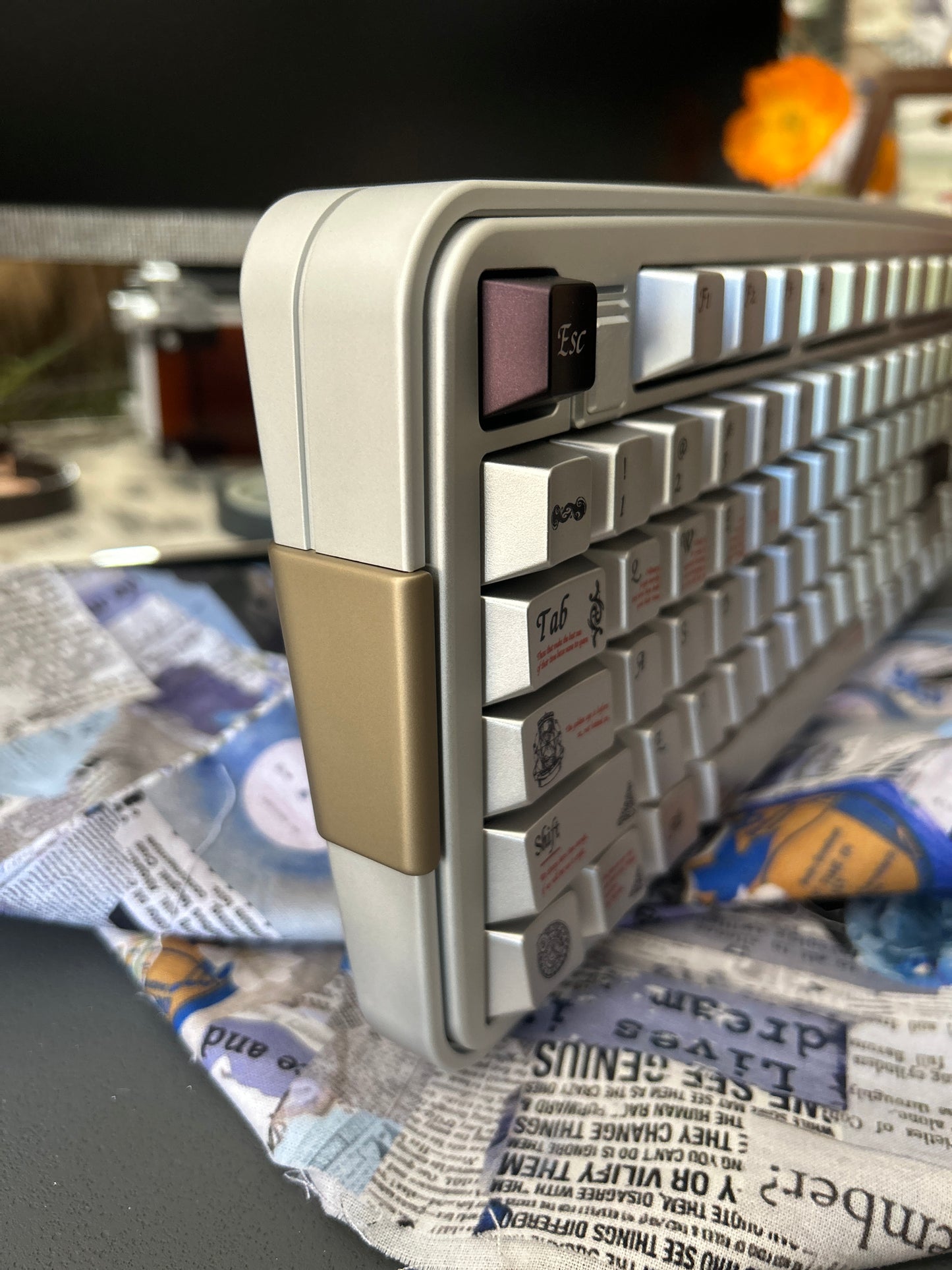 PREORDER Prebuilt Aluminum Customized Mechanical Keyboard Bread75 Silver Keyboard Set