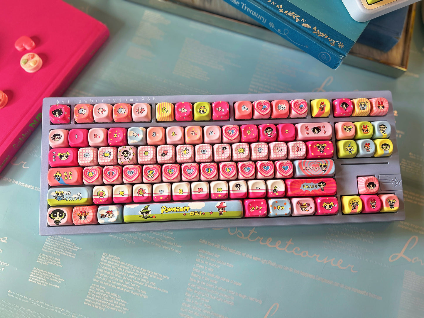 Preorder Prebuilt Aluminum Customized Mechanical Keyboard Galaxy80 Set With The Powerpuff Girl Keycap