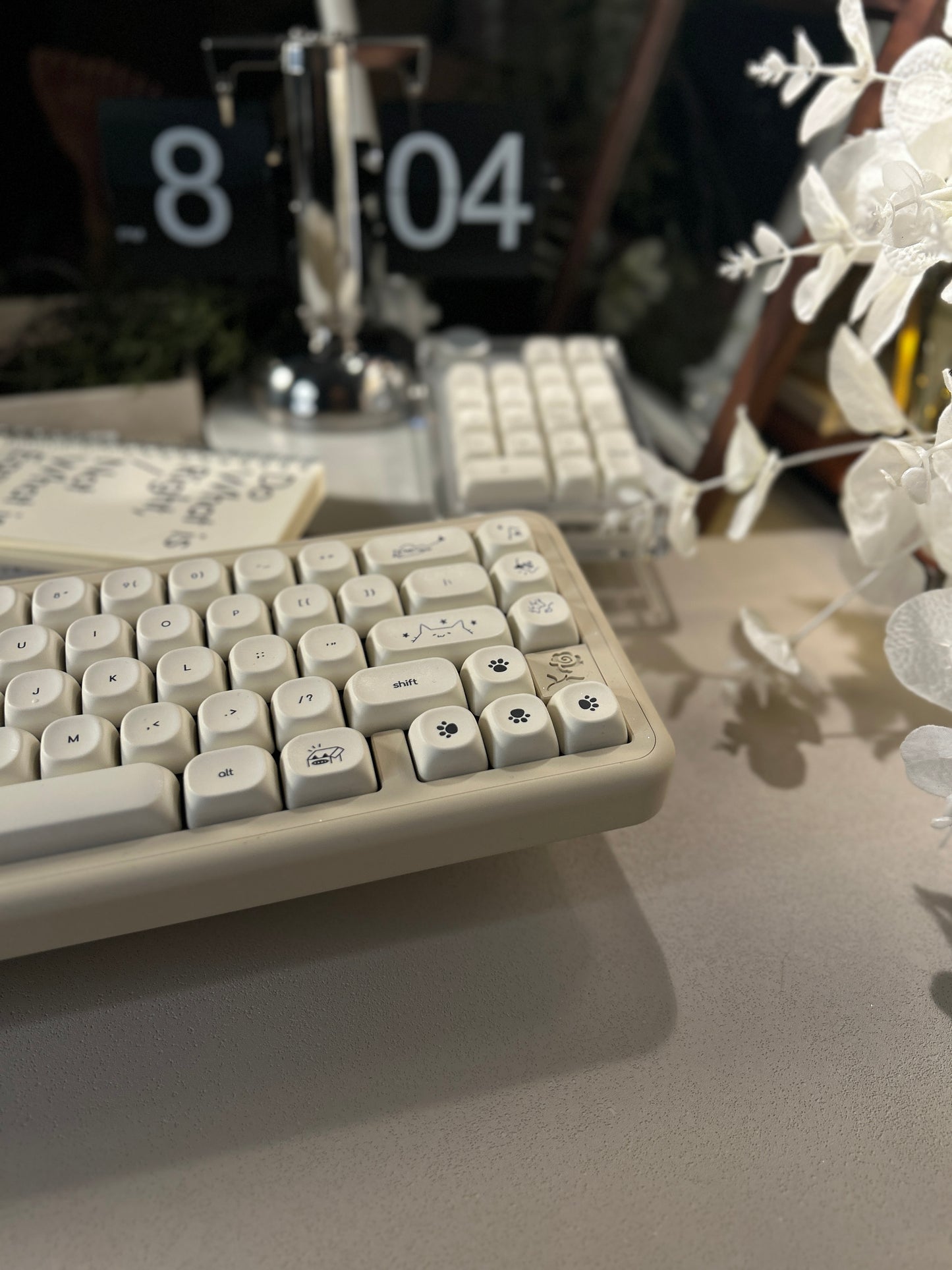 ONLY 1 INSTOCK Prebuilt Aluminum Customized Mechanical Keyboard ROSE65 Creamy white set