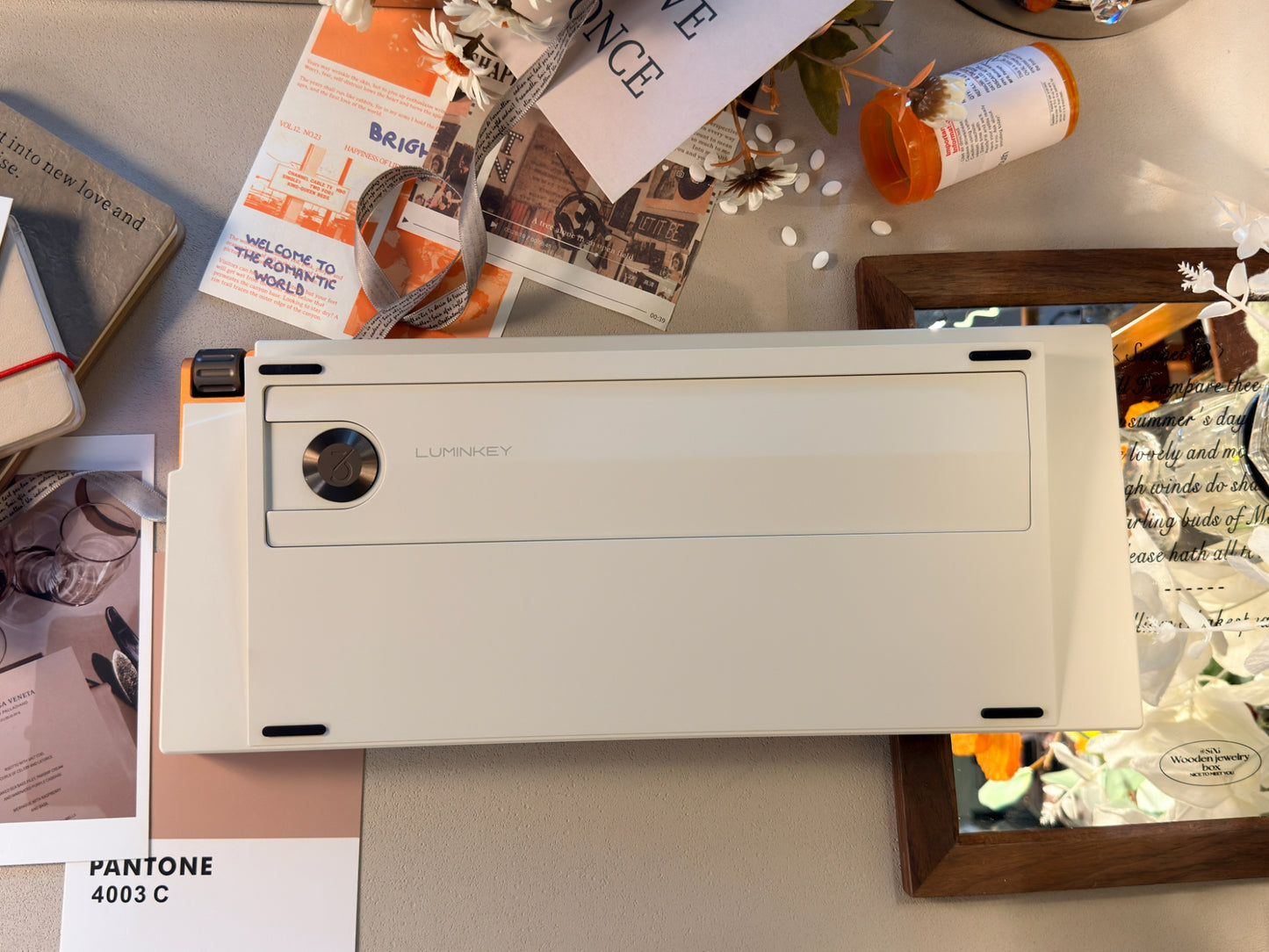 Unboxing Sample For Sales ONLY 1 Instock LUMINKEY75 V2 Tri-Mode Custom Mechanical Keyboard Warm Orange-White