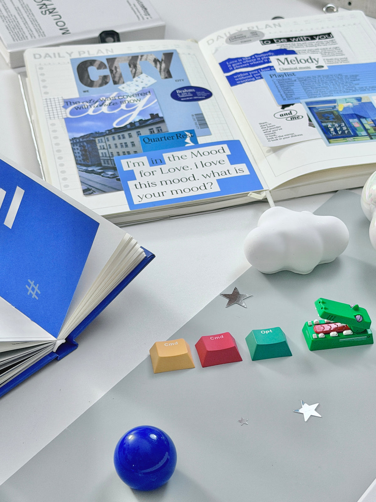 Unboxing ONLY 1 For Clearance WOMIER SK75 TMR White WIRELESS ALUMINUM CUSTOM KEYBOARD & STAR PRISM WHITE-BLUE CHERRY PROFILE SHINE-THROUGH KEYCAP SET
