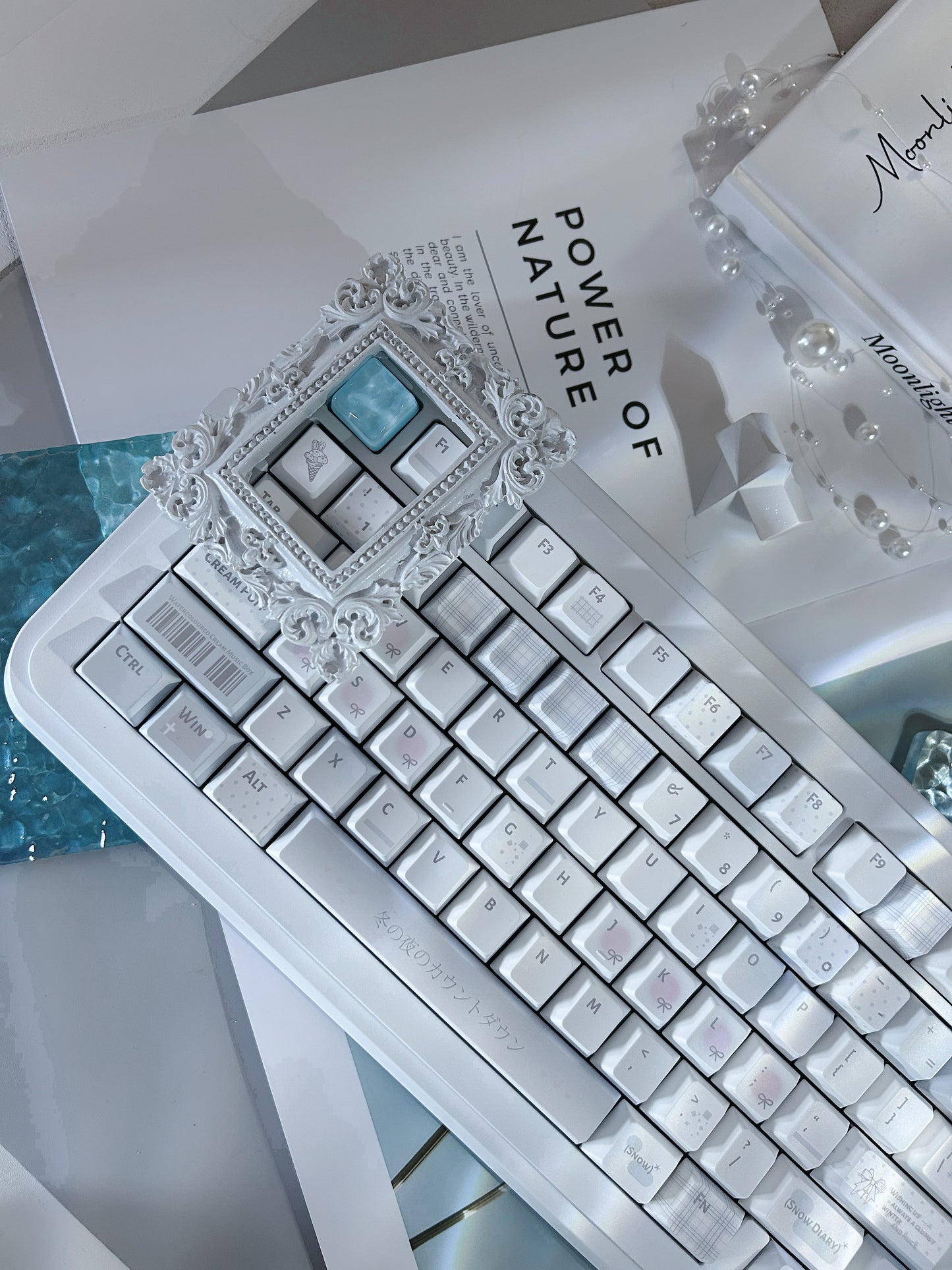 Preorder Prebuilt Aluminum Customized Mechanical Keyboard Soap75 White creamy thocky set