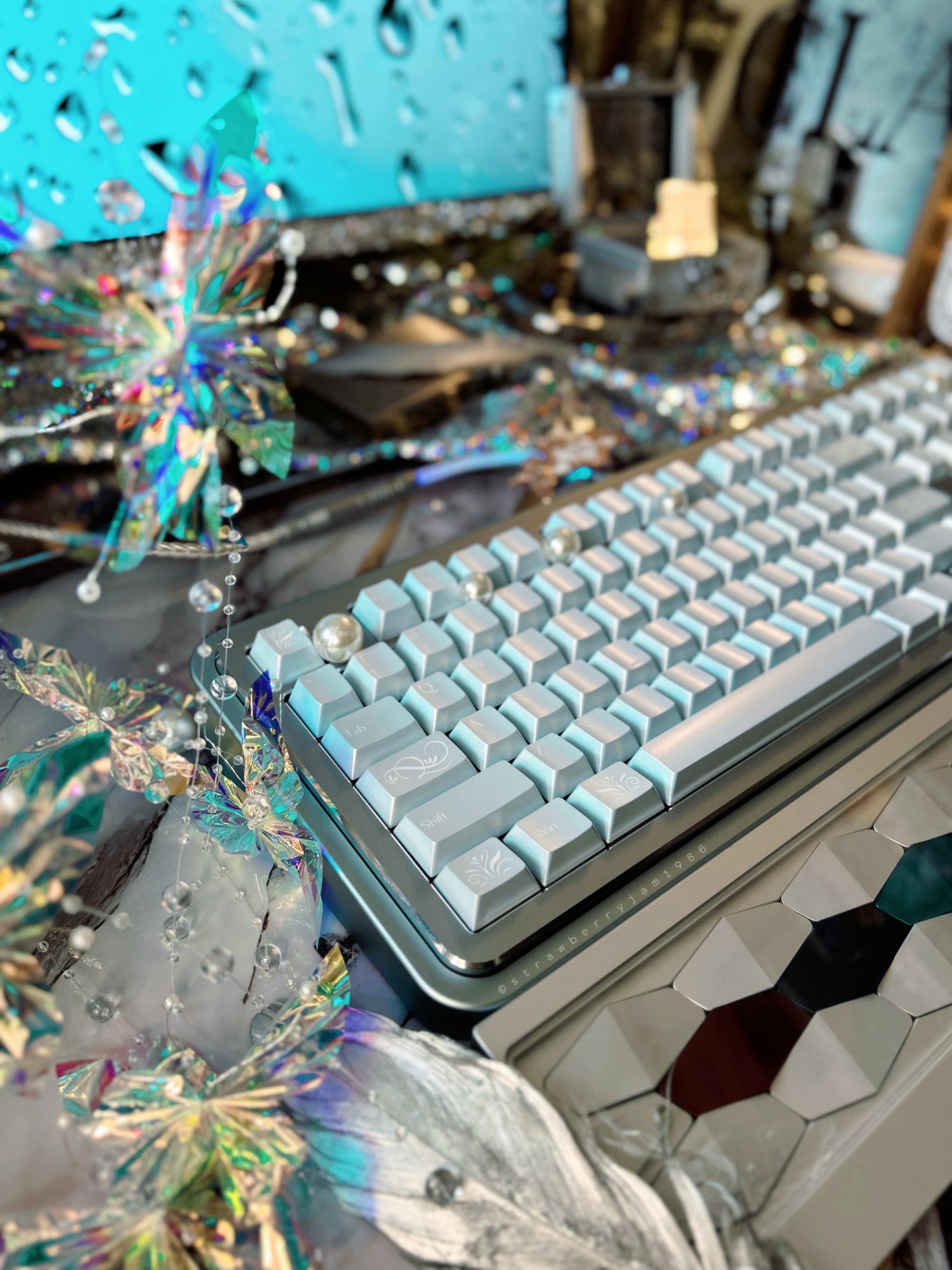 ONLY 1 Instock Prebuilt Aluminum Customized Mechanical Keyboard Rich98 Silver Blue Set With Pearl Blue keycap set(not including the Wristrest)