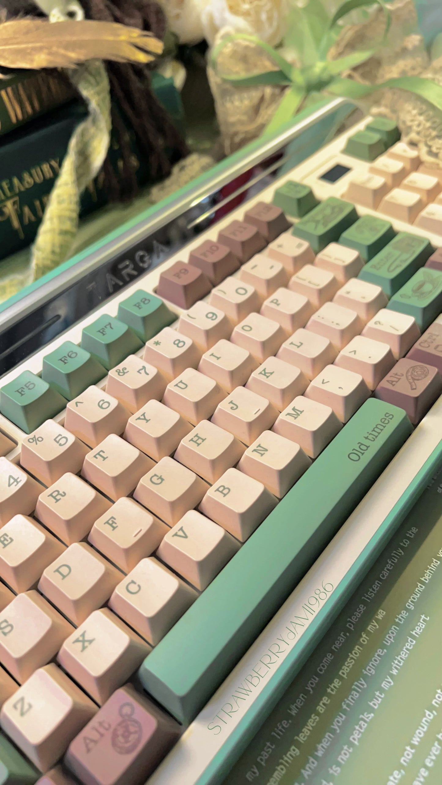 Preorder Prebuilt Targa98 Green Aluminum Customized Mechanical Keyboard Set