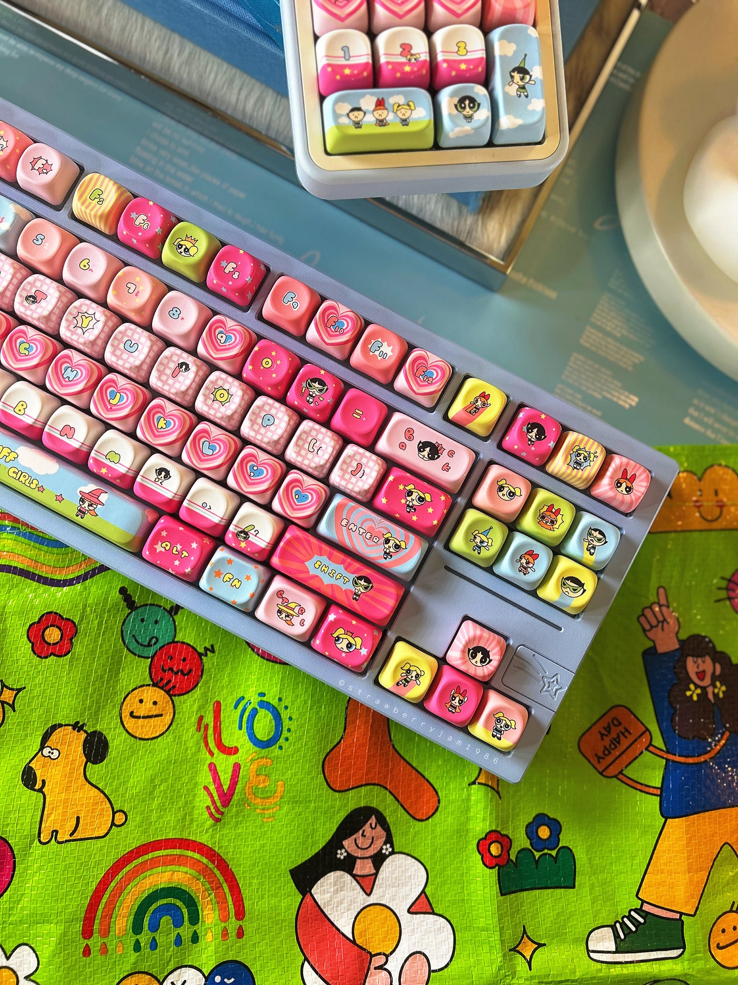 Preorder Prebuilt Aluminum Customized Mechanical Keyboard Galaxy80 Set With The Powerpuff Girl Keycap