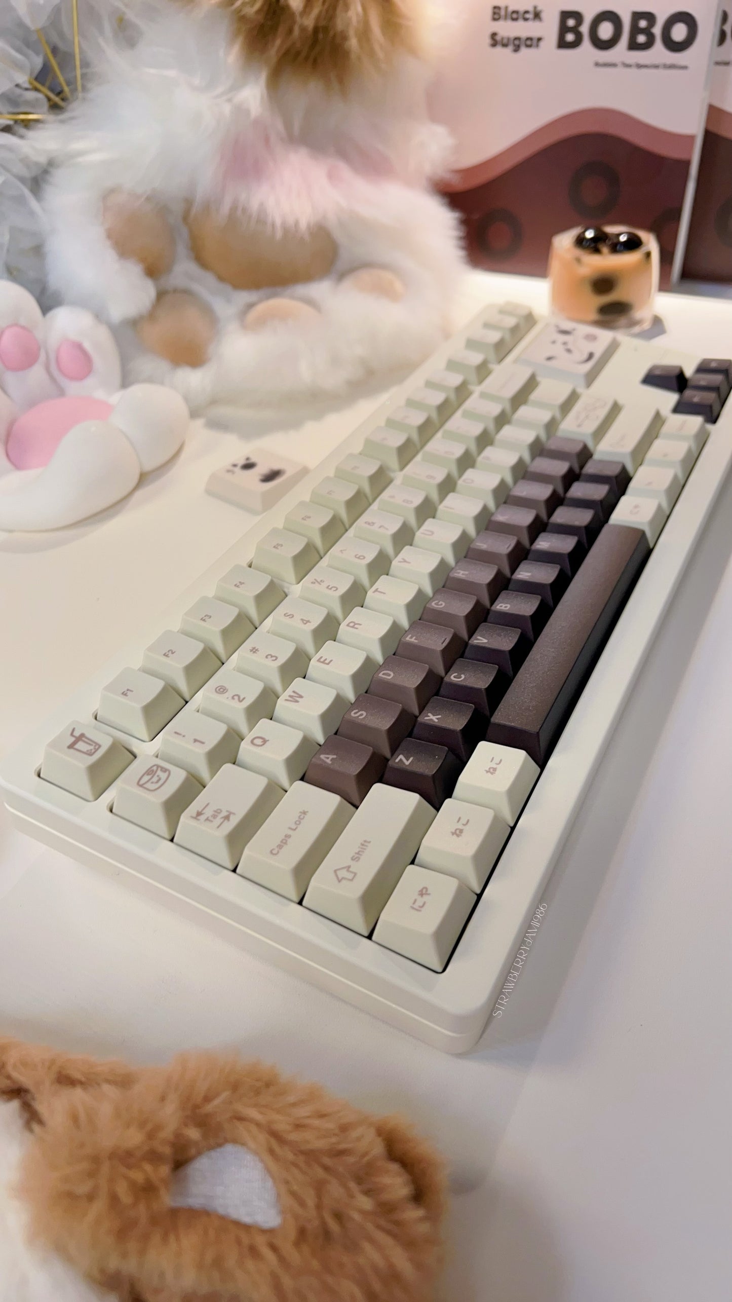「only 1 Instock」Prebuilt Dino80 Cream White Aluminum Customized Mechanical Keyboard