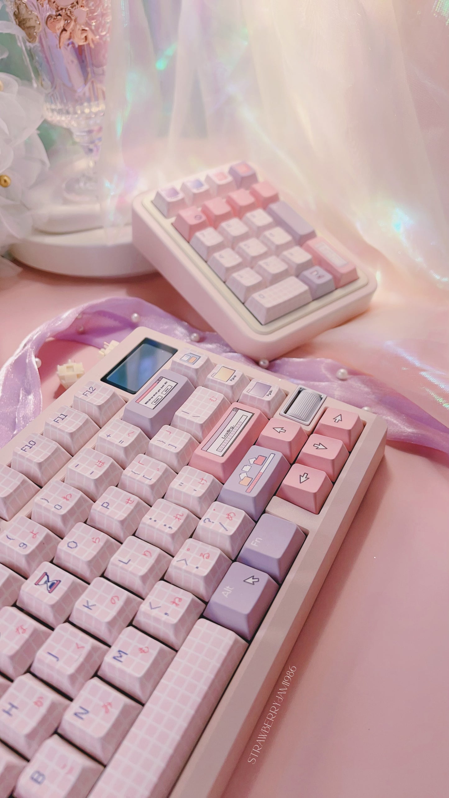 【preorder】Prebuilt ZOOM75 TIGA strawberry icecream pastel Pink tri_mode Aluminum Customized Mechanical Keyboard set (not including number pad)