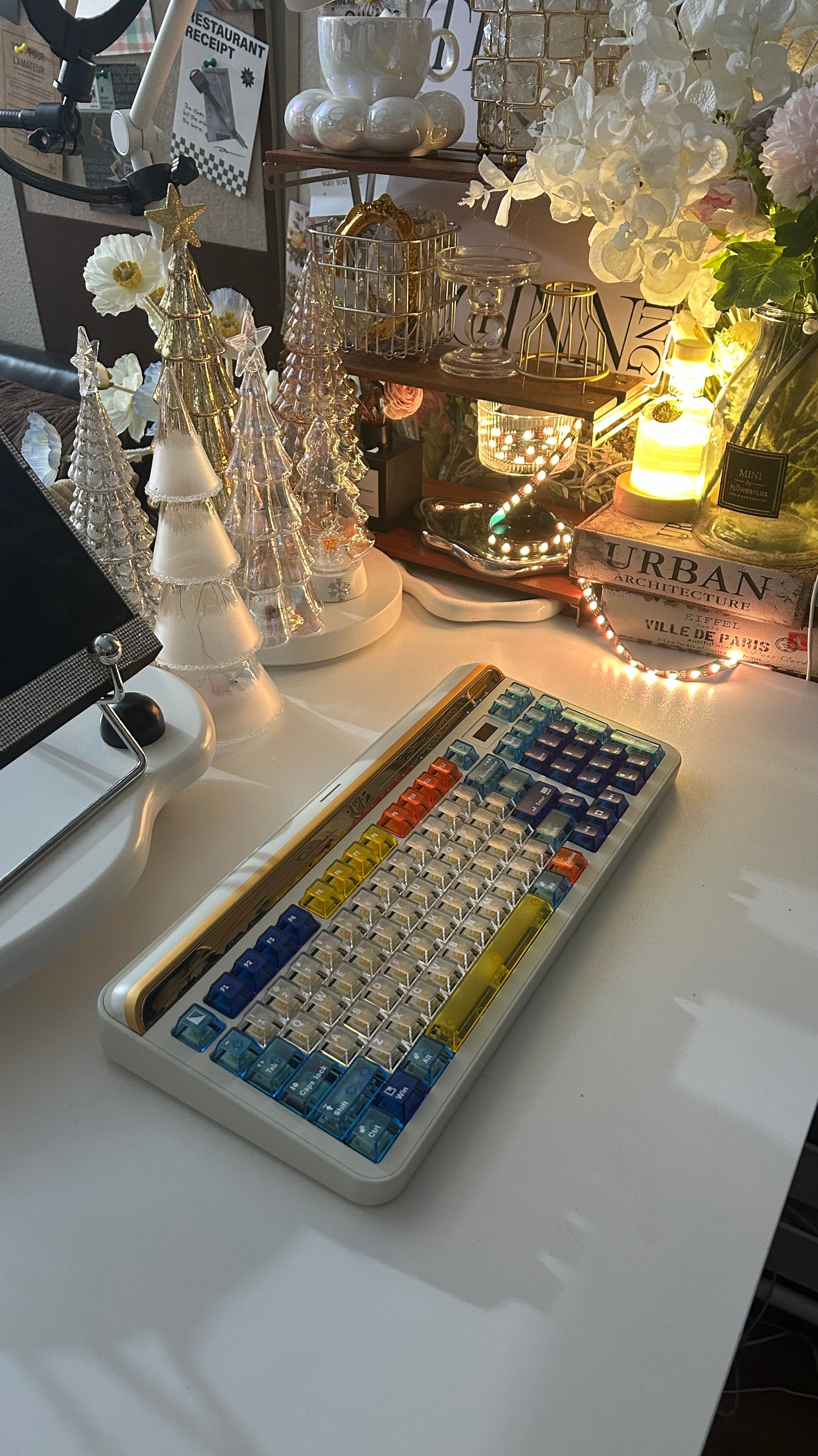 Preorder Prebuilt targa98 Creamy White Aluminum Customized Mechanical Keyboard set