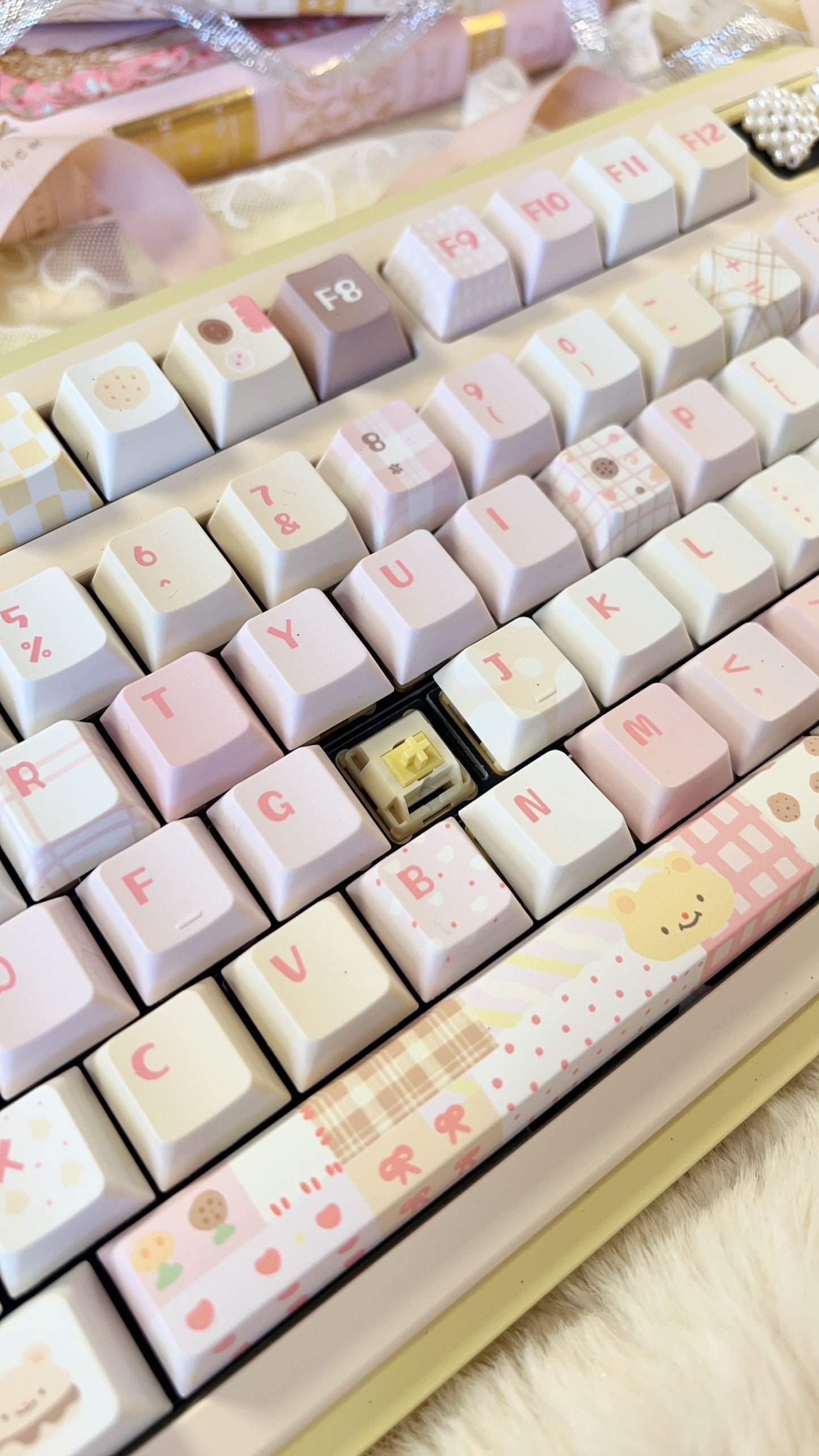 Preorder Prebuilt Rich75 Cream Yellow Aluminum Customized Mechanical Keyboard ➕loveletter number pad