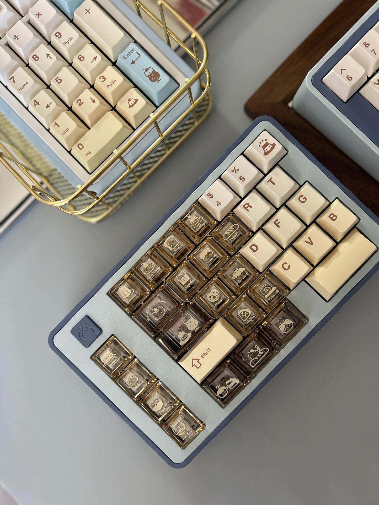 Preorder Prebuilt Aluminum Customized Mechanical Keyboard BLOCKboy split65 dark and light Blue set
