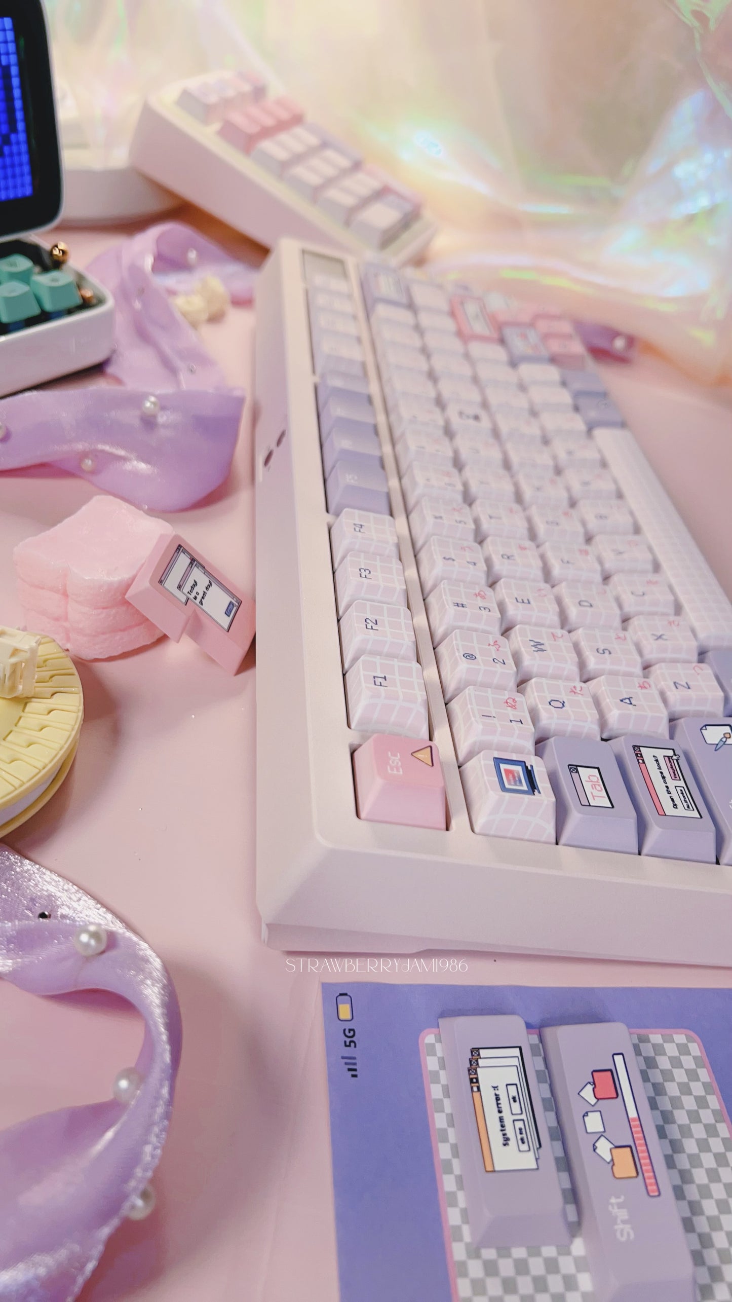 【preorder】Prebuilt ZOOM75 TIGA strawberry icecream pastel Pink tri_mode Aluminum Customized Mechanical Keyboard set (not including number pad)