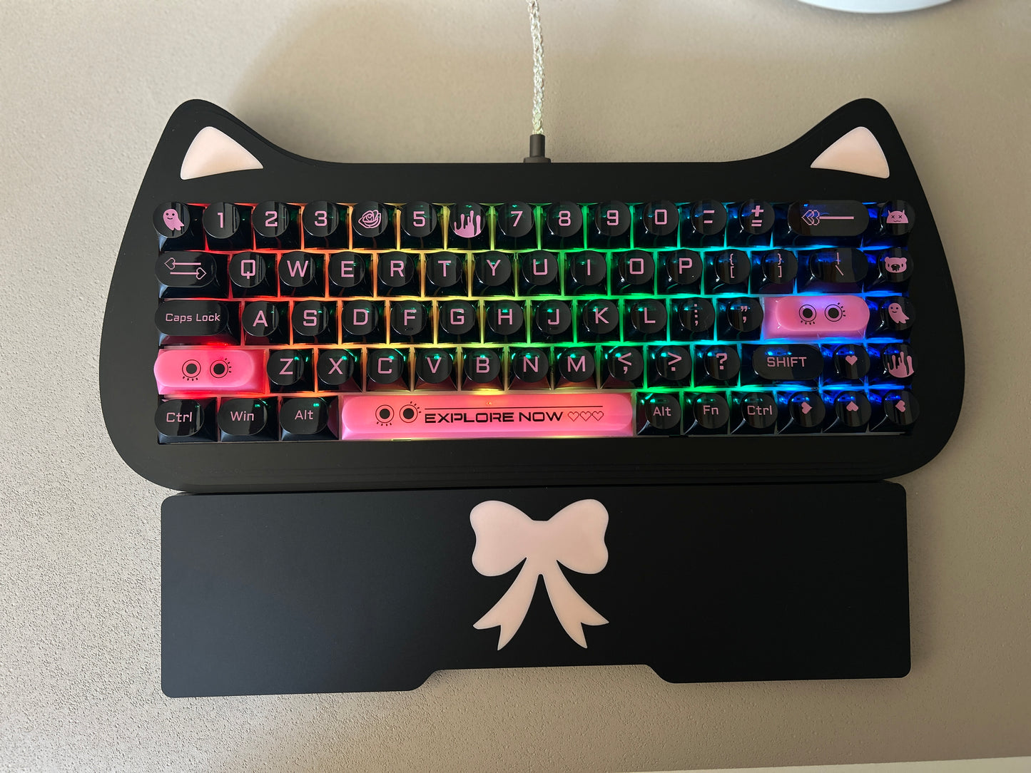 {Preorder} Prebuilt Acrylic Black Kitten Acrylic Ergonomic Customized Mechanical Keyboard Set