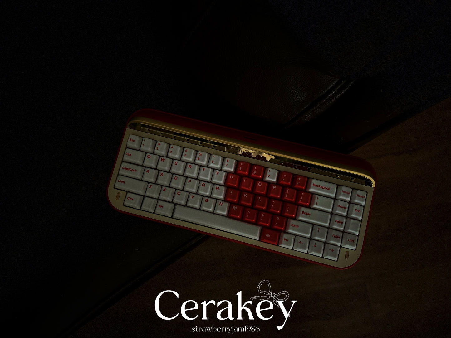 ONLY 1 INSTOCK Prebuilt Aluminum Customized Mechanical Keyboard Red Targa65 Cerakey Valentine Heart Set