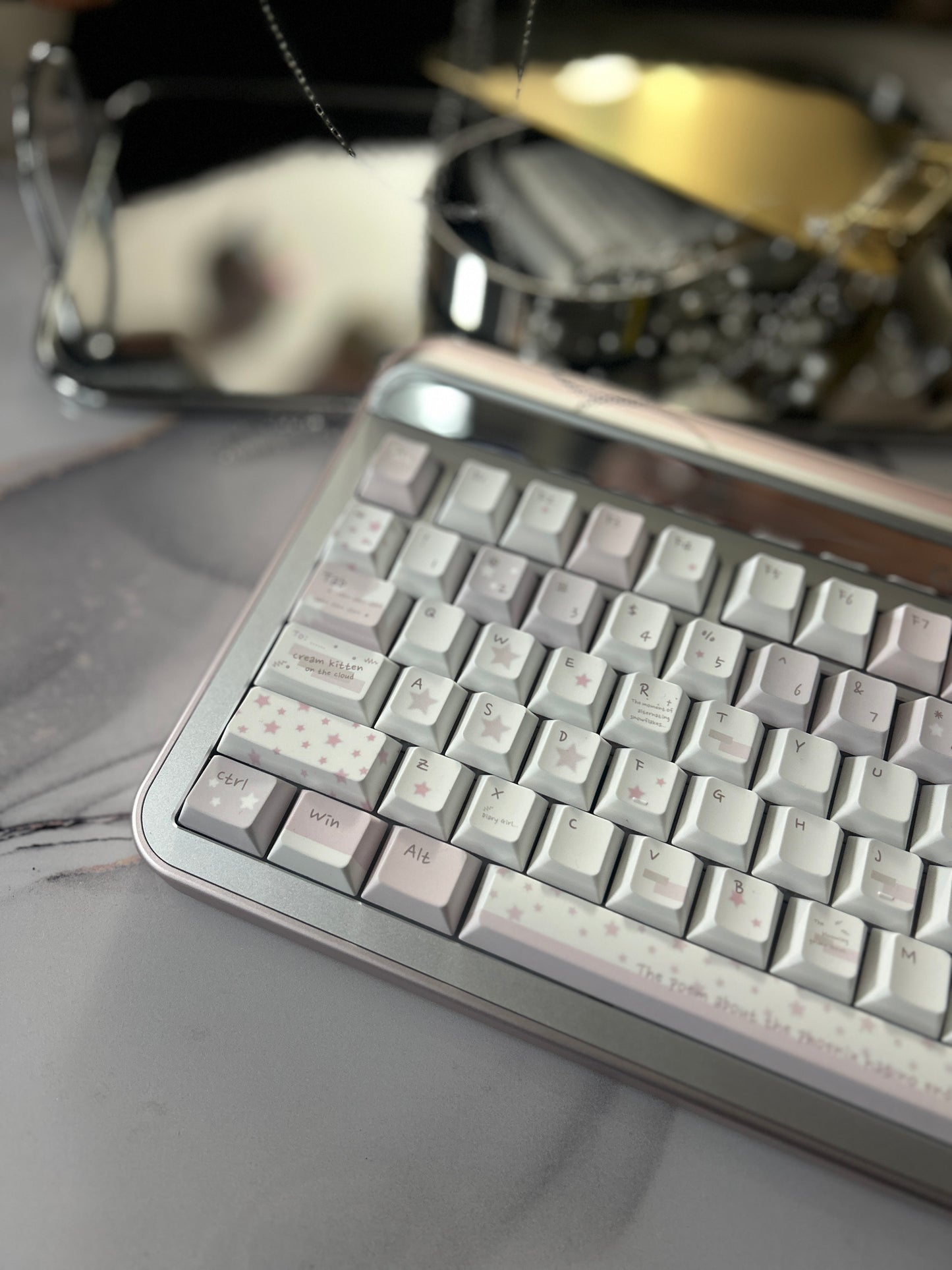 ONLY 1 Instock Prebuilt Aluminum Customized Mechanical Keyboard Targa98 Silver Pink Set