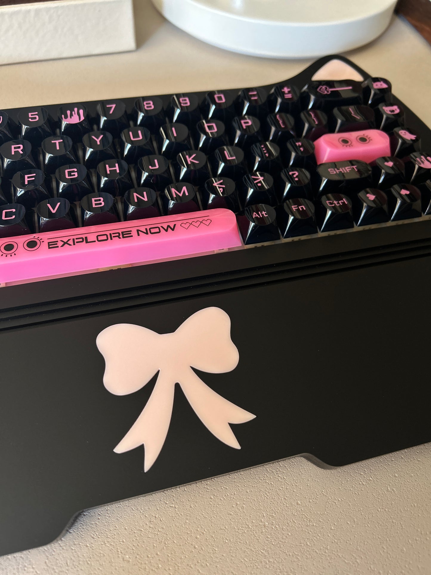 {Preorder} Prebuilt Acrylic Black Kitten Acrylic Ergonomic Customized Mechanical Keyboard Set