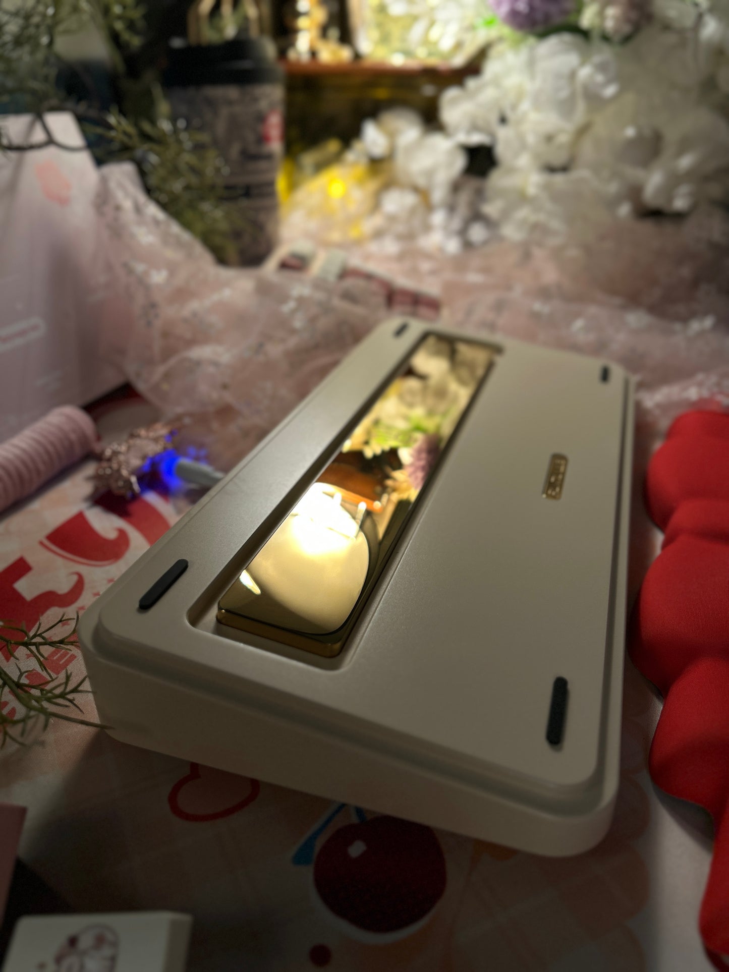 ONLY 1 INSTOCK Prebuilt Aluminum Customized Mechanical Keyboard RICH75 Cream White(not including number pad)