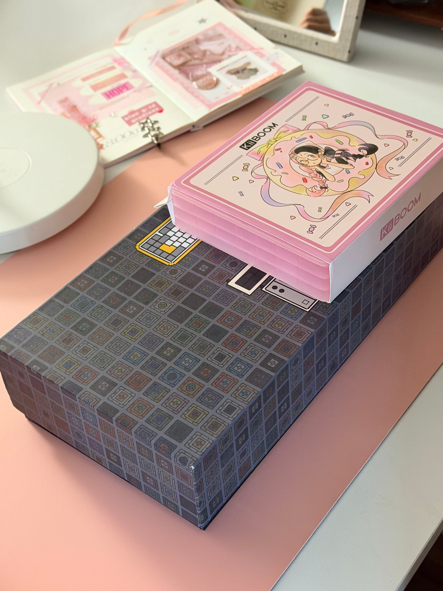 Unboxing Clearance ONLY 1 KiiBOOM Phantom 68 Pink Crystal Gasket-Mounted Mechanical Keyboard & KiiBOOM Pink Meow Keycap Set
