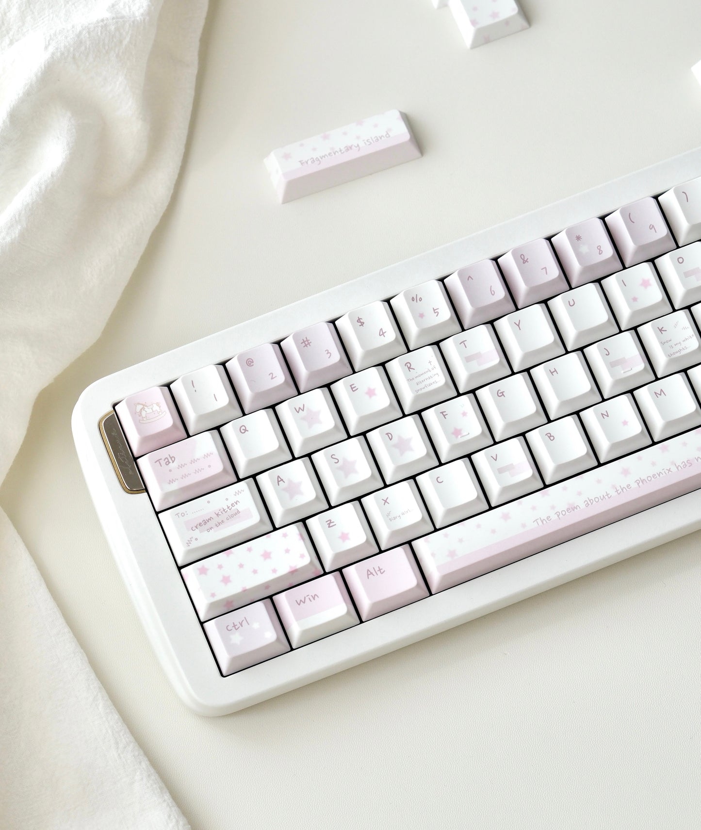 #0166 Whisper Soft Pink White Keycap Set Cherry Profile Designed By Bluebird (not Includding Keyboard)