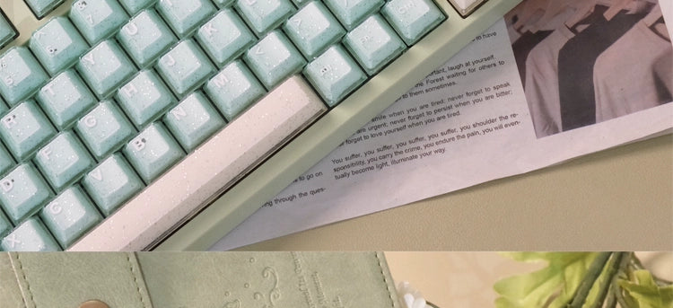 #0184 Pearl Peach Mint Smoothie Glitter Semi Transparent Keycap PBT + PC (not including keyboard)