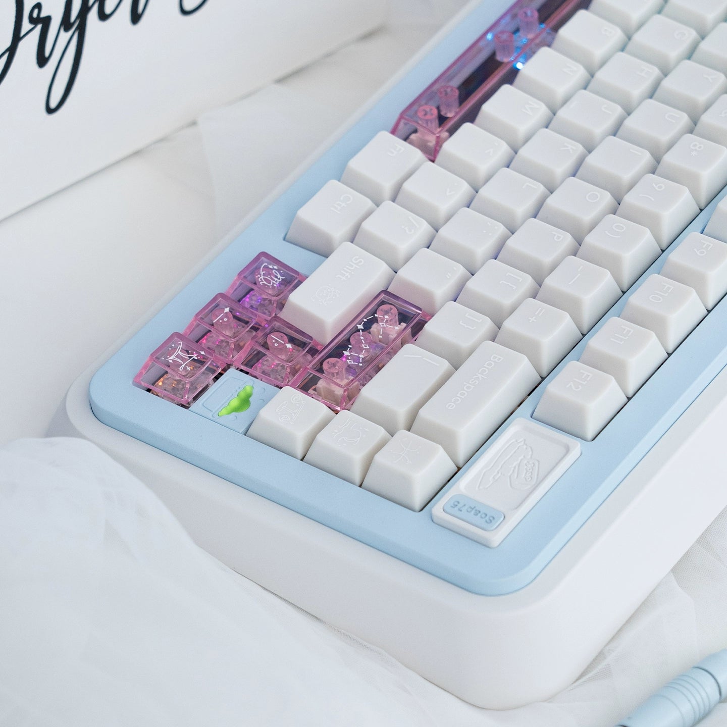 #0209 Star Talks Creamy White Keycap Cherry Profile Designed By URE(not including keyboard)