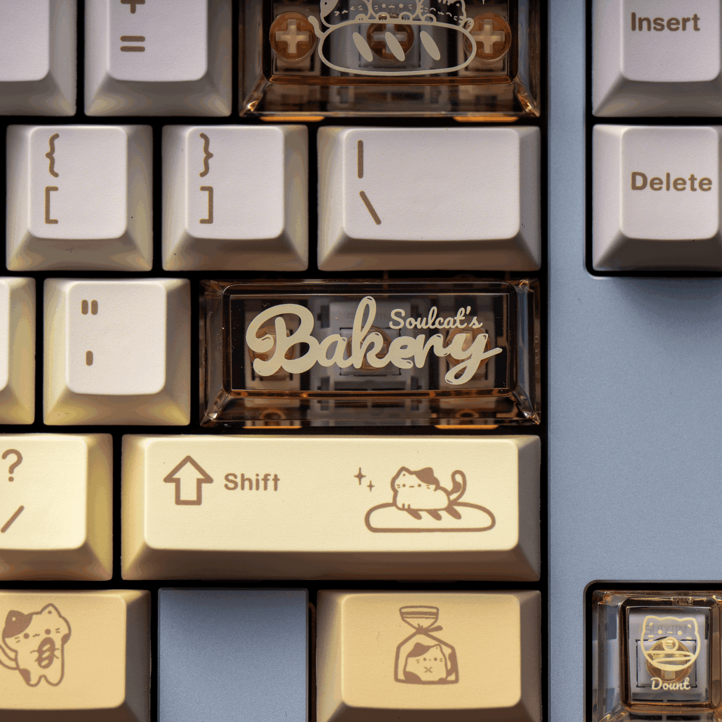 #0212 Light Yellow Pale Blue Baked Meow Cat Keycap Designed By SOULCAT (not including keyboard)