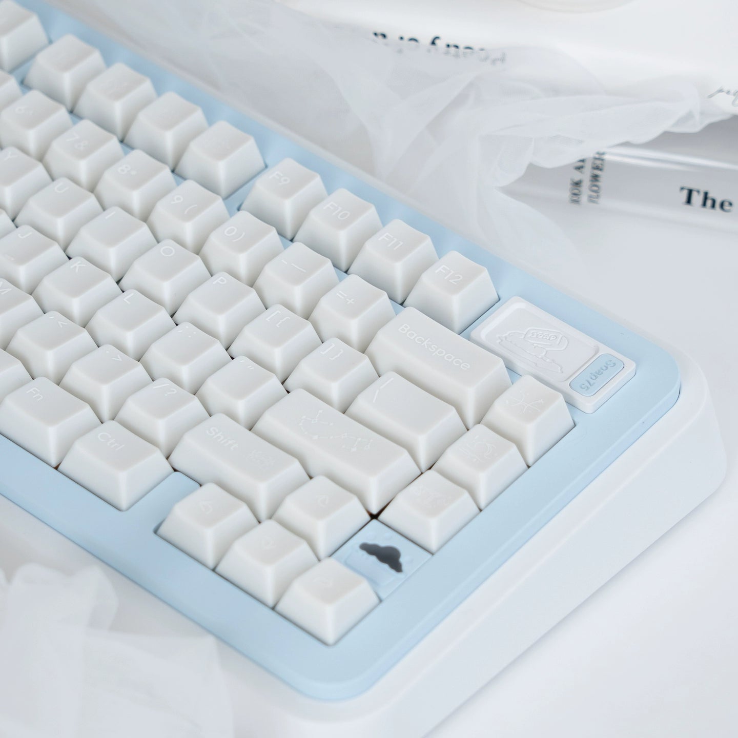 #0209 Star Talks Creamy White Keycap Cherry Profile Designed By URE(not including keyboard)