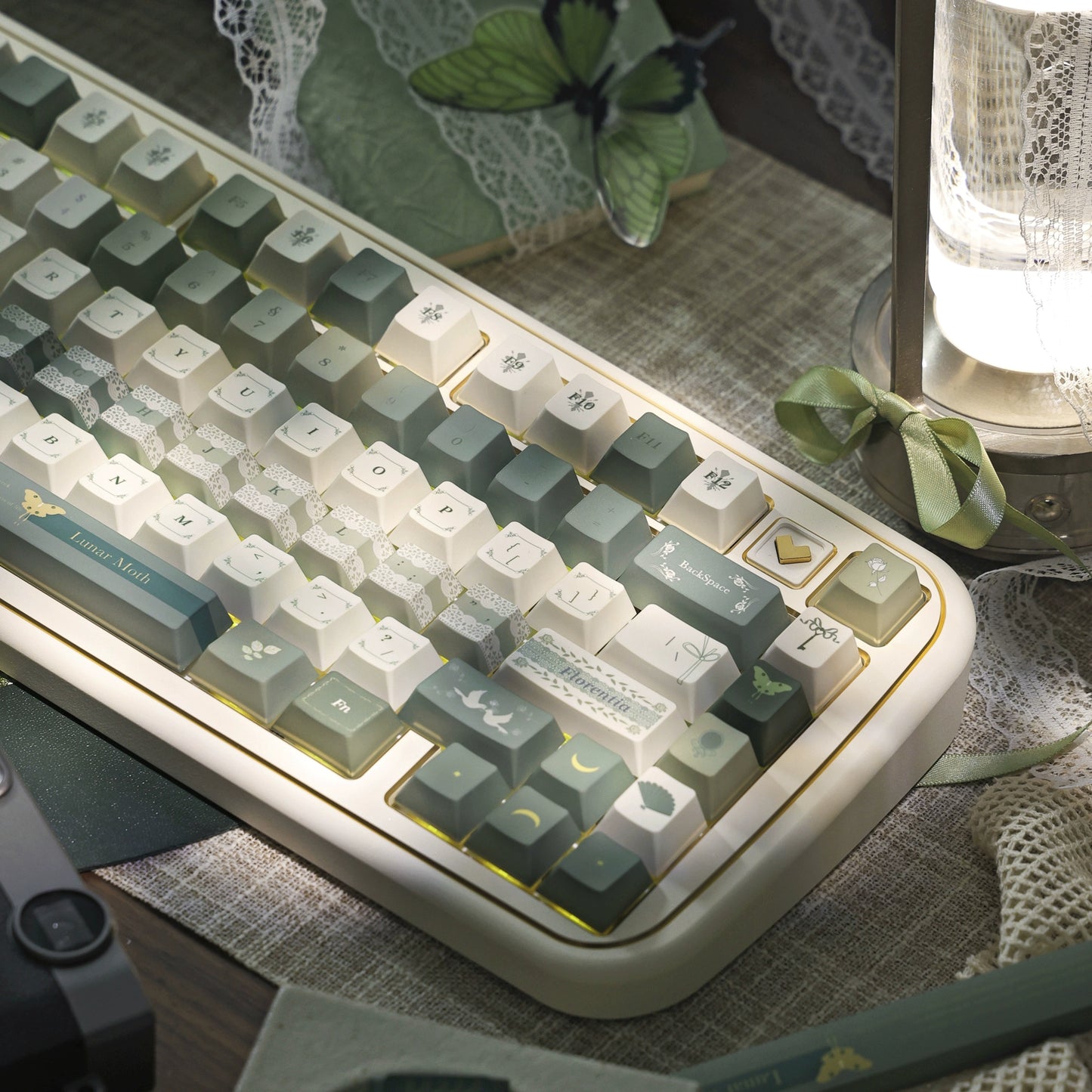 #0208 Florence Jade Green Lace Keycap Cherry Profile Designed By Sinkbox (not Including Keyboard)