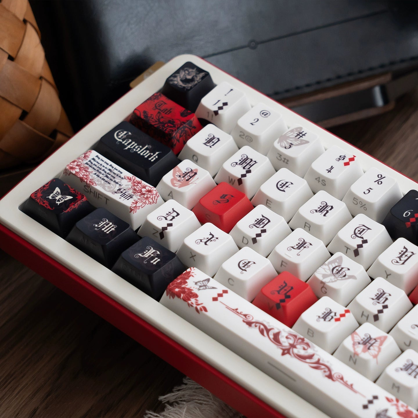 #0227 Ink Butterfly Black and Red Keycap Cherry Profile 131 Keys Side-printed Designed By URE(not including keyboard)