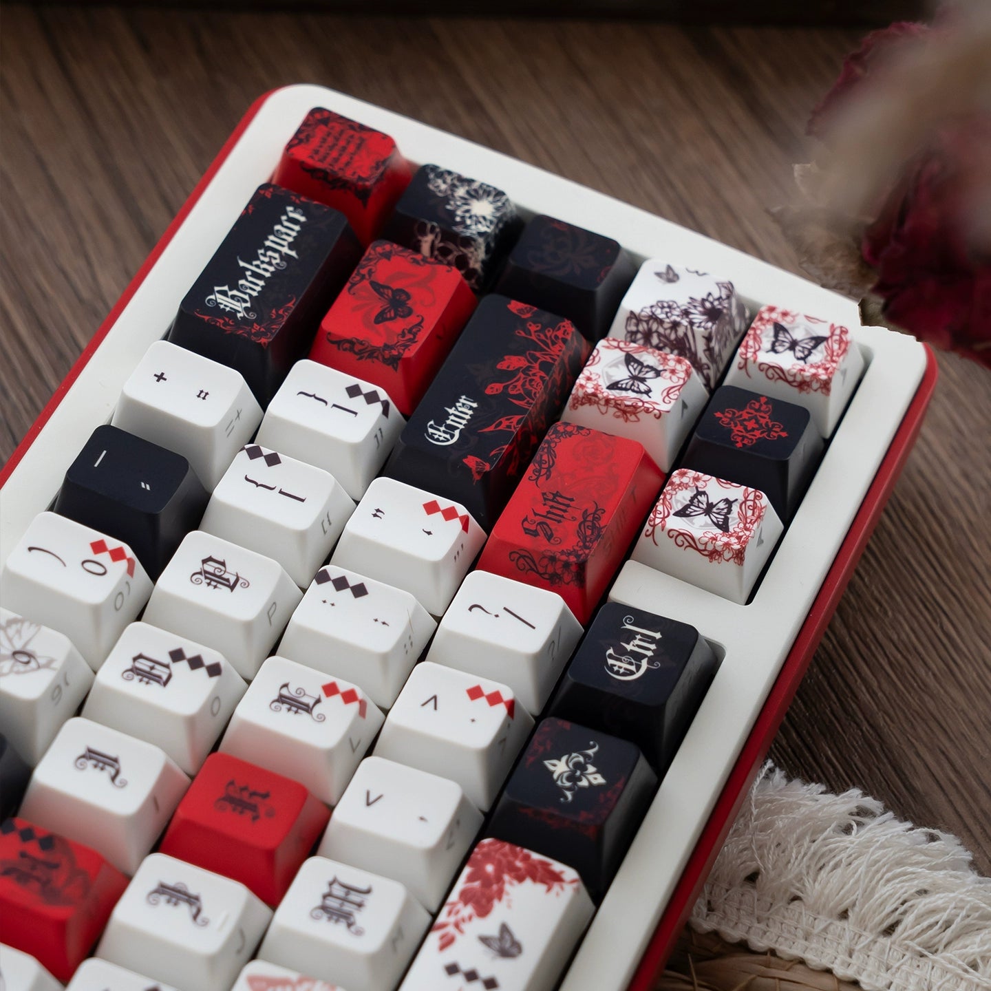#0227 Ink Butterfly Black and Red Keycap Cherry Profile 131 Keys Side-printed Designed By URE(not including keyboard)