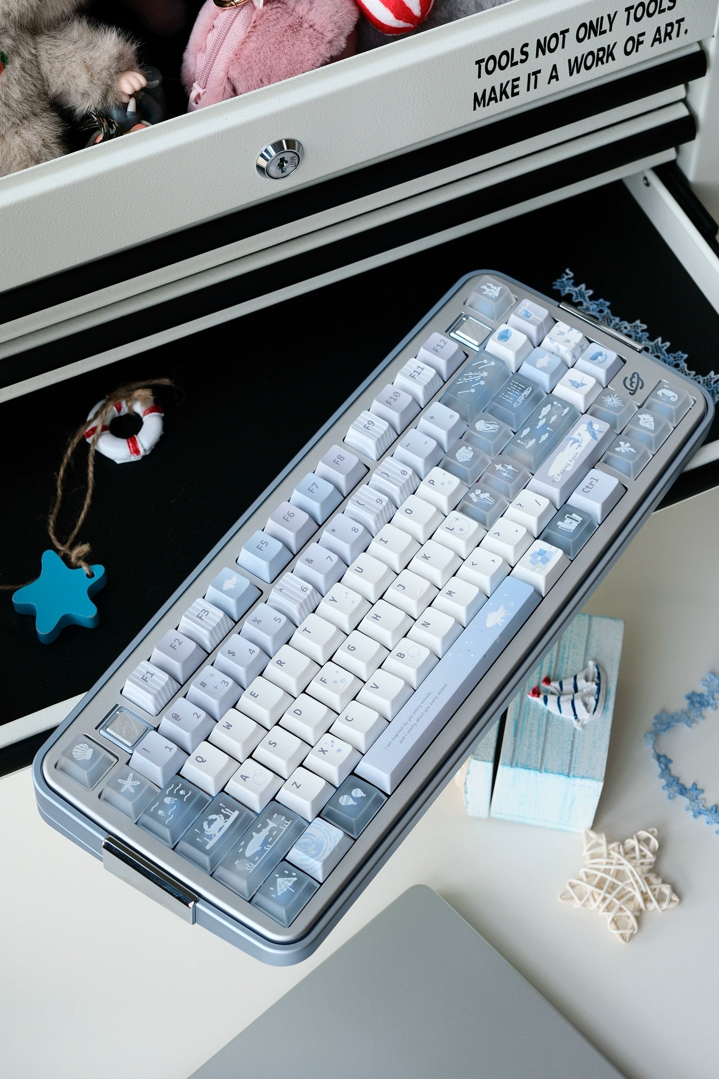 #0206 Blue Island Ice Mist Fresh and Cool Unique Keycap Designed By MoCoo(not including keyboard)