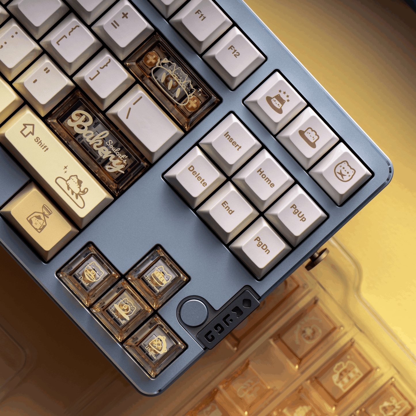 #0212 Light Yellow Pale Blue Baked Meow Cat Keycap Designed By SOULCAT (not including keyboard)