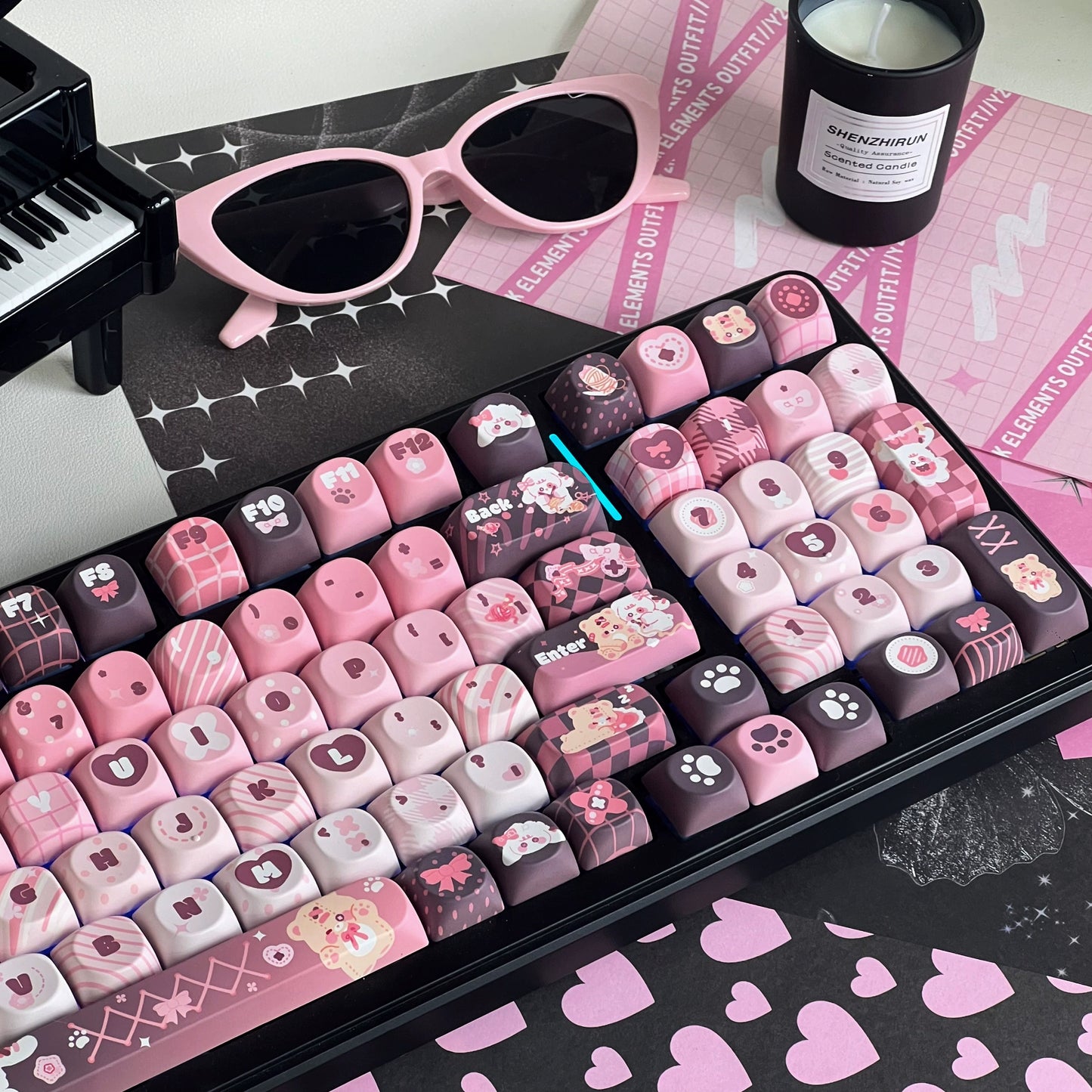 #0151 Doll World Cute Black Pink Keycaps