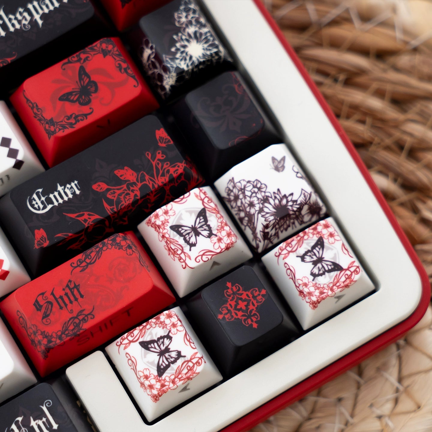 #0227 Ink Butterfly Black and Red Keycap Cherry Profile 131 Keys Side-printed Designed By URE(not including keyboard)