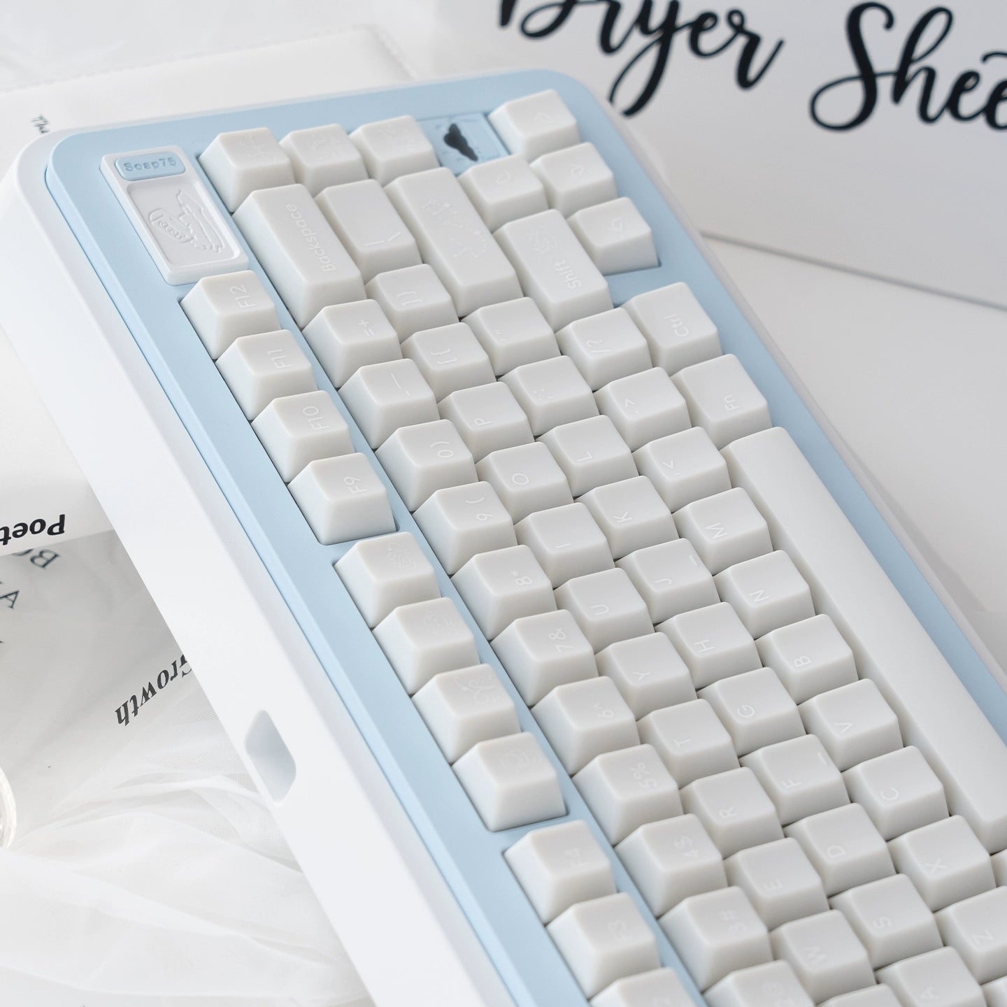 #0209 Star Talks Creamy White Keycap Cherry Profile Designed By URE(not including keyboard)