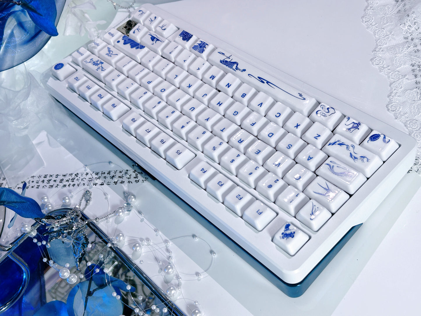 ONLY 1 Instock Prebuilt Aluminum Customized Mechanical Keyboard Buff75 Cold White With Cerakey Year of the snake ceramic Keycaps