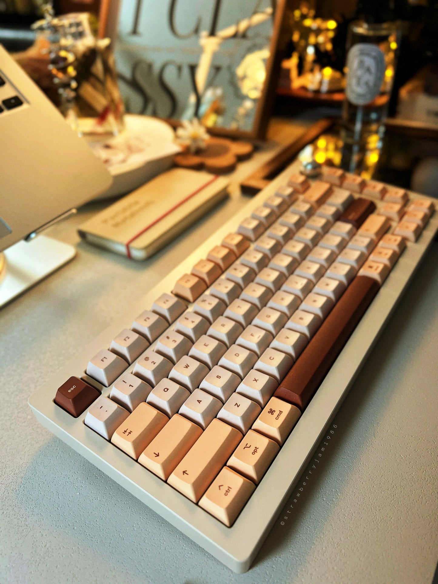 Sample For Sale ONLY 1 Instock Sprout 75 — The Bubble Tea Mechanical Keyboard