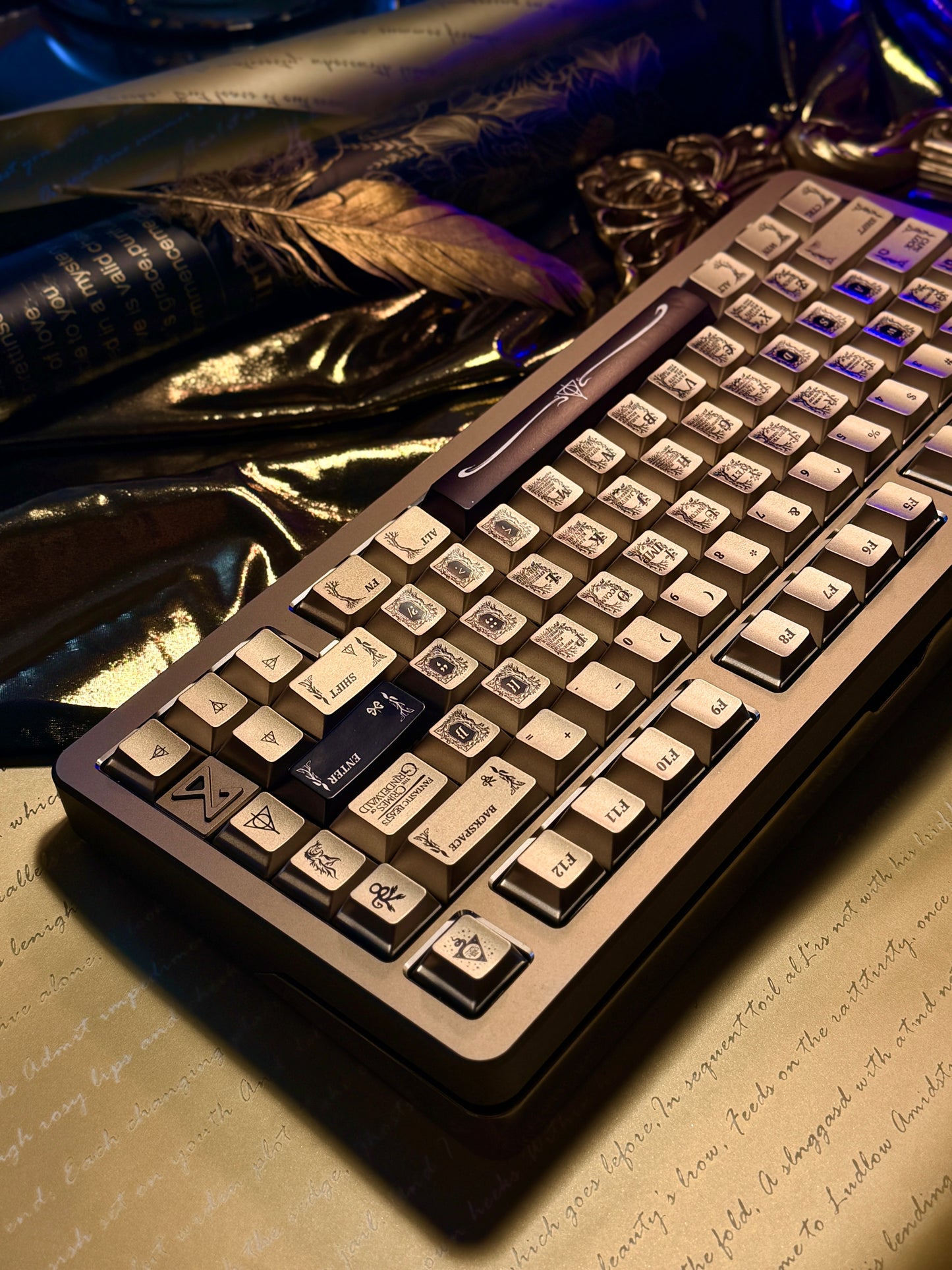 ONLY 1 Instock Prebuilt Aluminum Customized Mechanical Keyboard Buff75 Golden Black + taptempo Fantastic Beasts Medal-Coated Keycaps